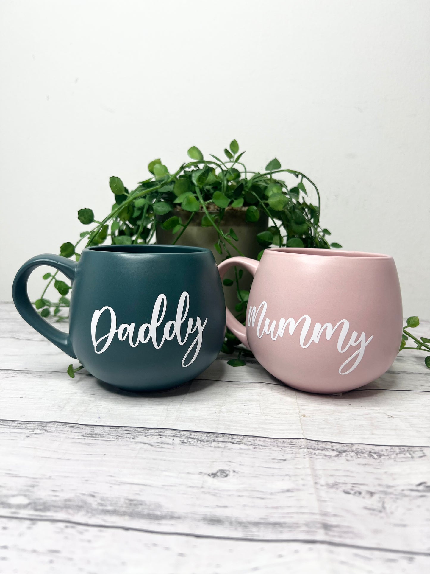 Mummy and Daddy Teal and Pink  Couple Hug mug set 450ml