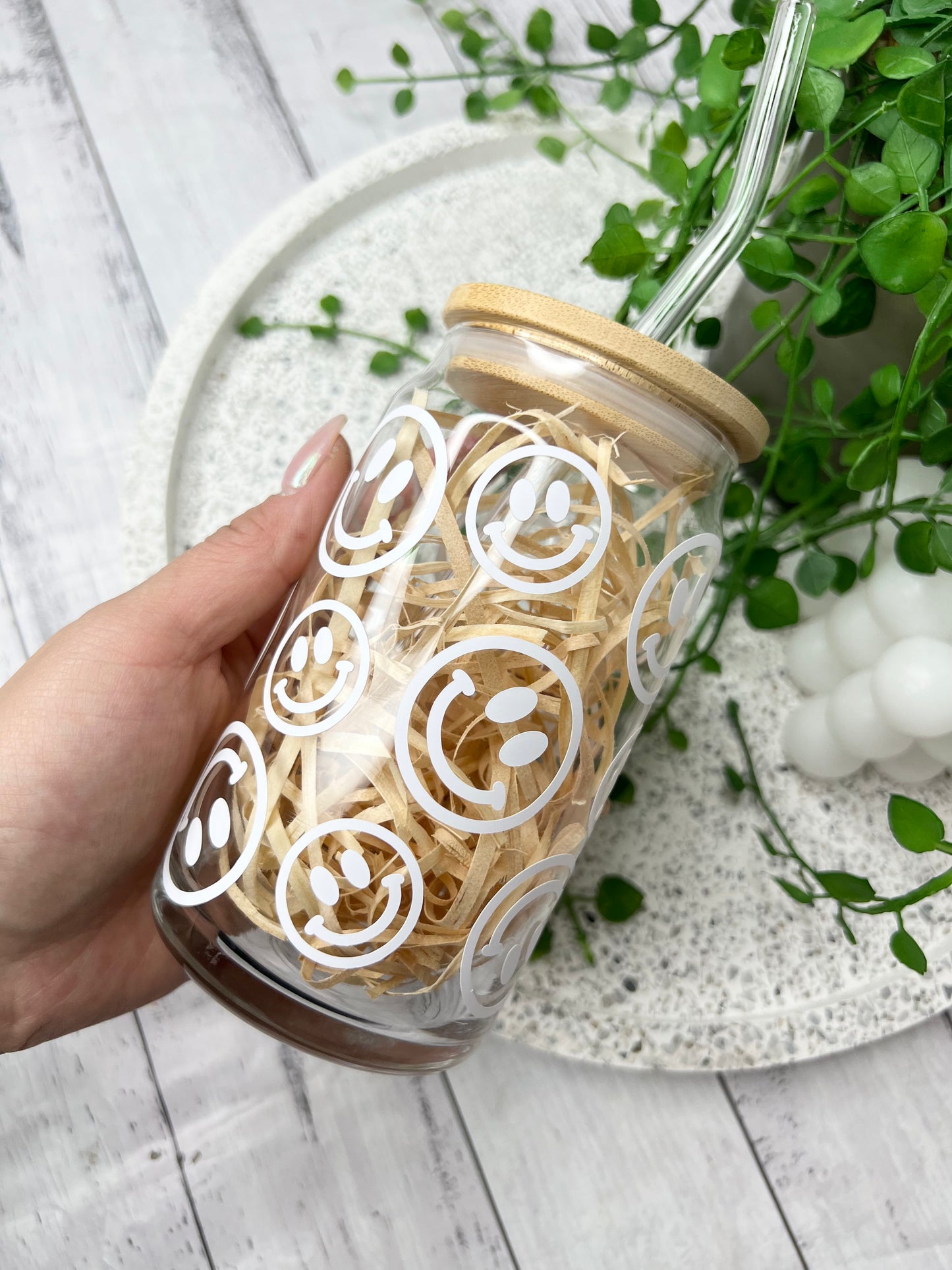 Coffee Smiley beer can ice coffee glass cup 470ml 16oz bamboo lid and glass straw white