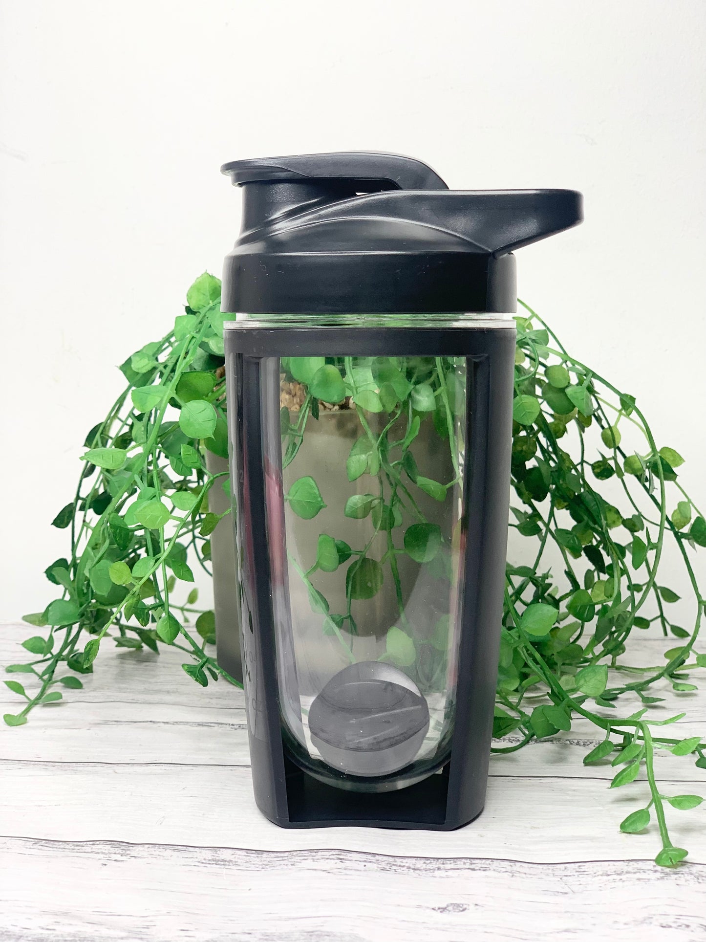 Black 600ml Shaker Bottle Protein Sport Fitness with Shaker