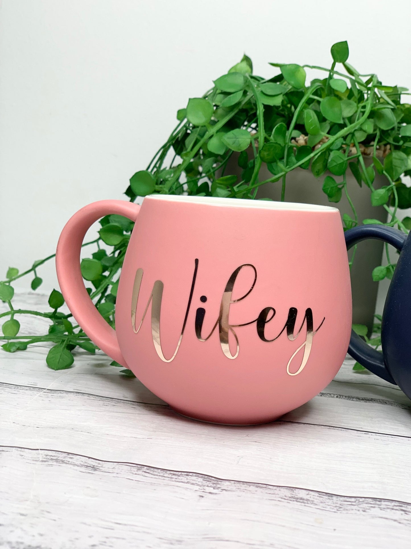 Hubby and wifey Coral and Navy Hug mug set 450ml