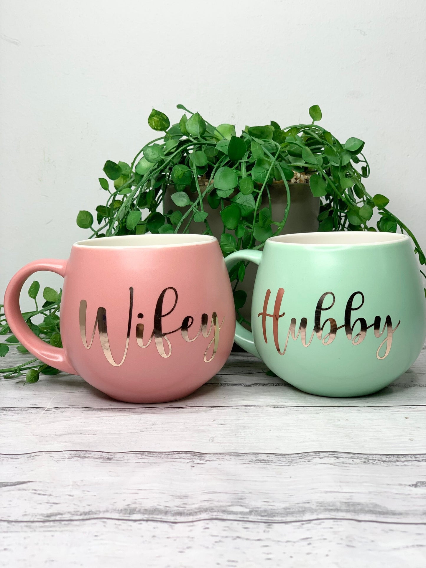 Hubby and wifey Coral and lime hug mug set  450ml couple set