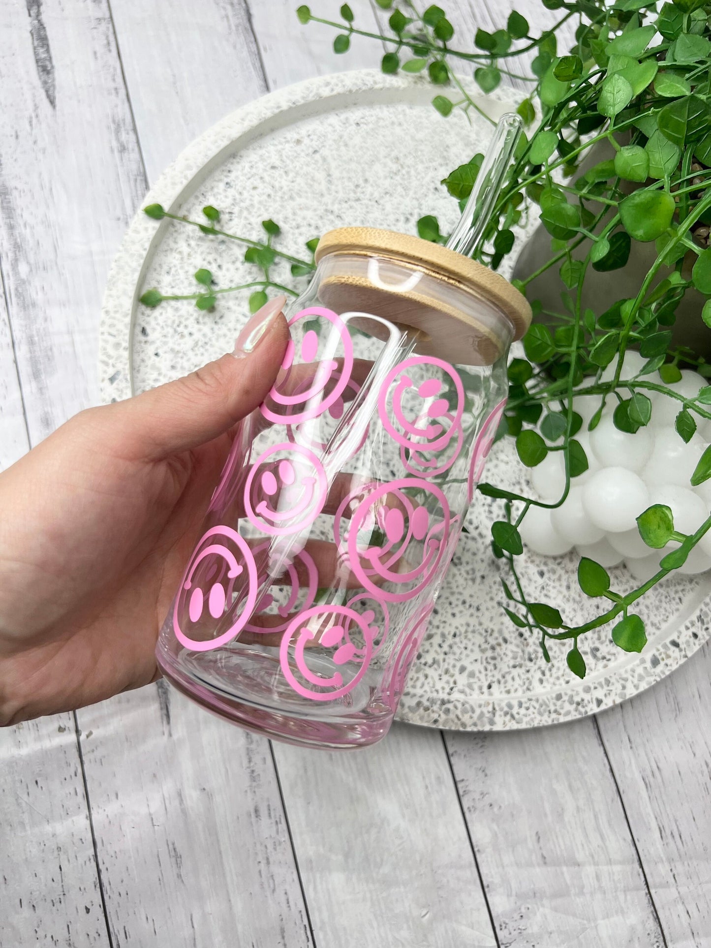 Coffee Smiley beer can ice coffee glass cup 470ml 16oz bamboo lid and glass straw pink