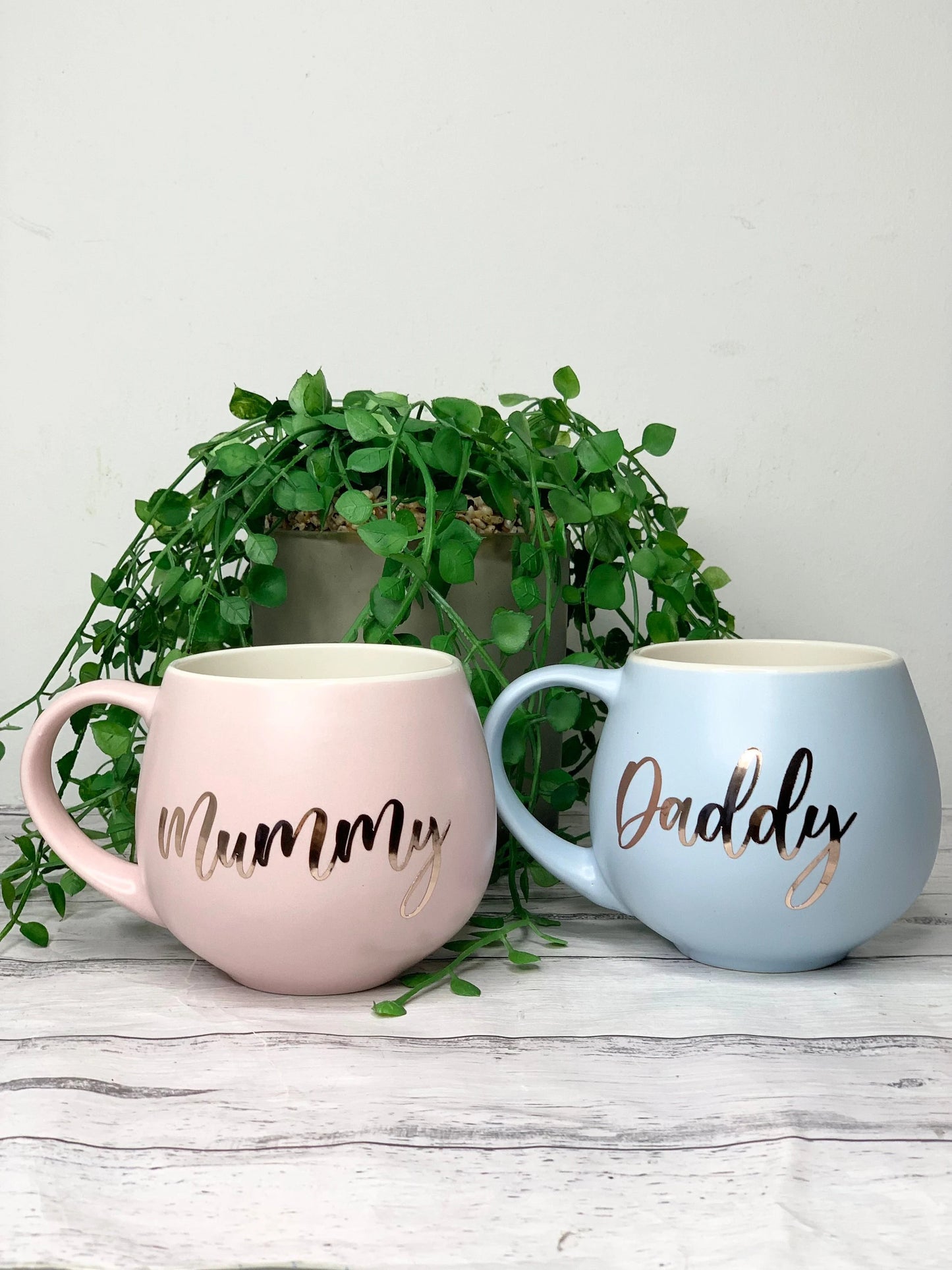 Mummy and Daddy Pink and Blue Couple hug mug set  450ml