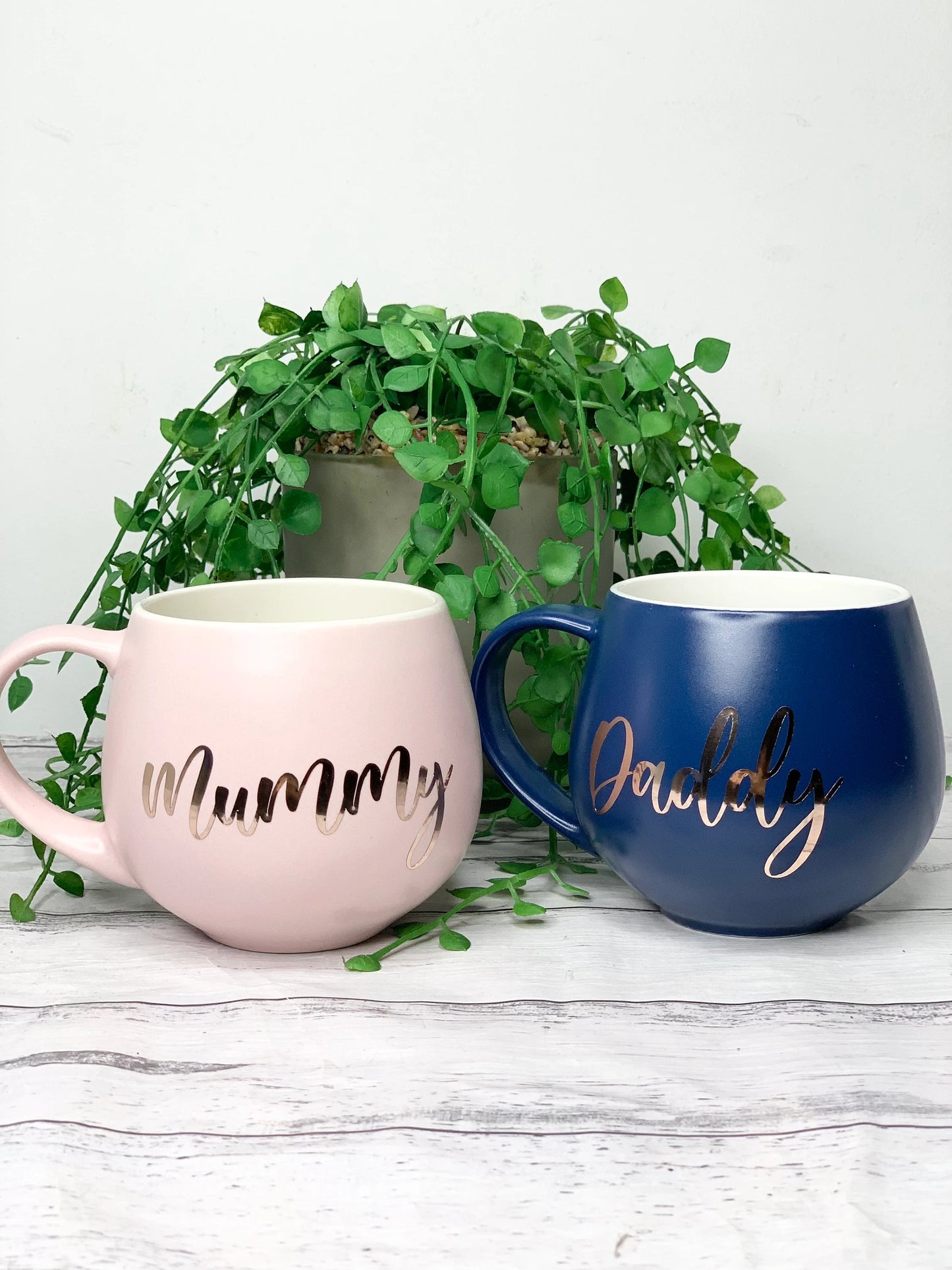 Mummy and Daddy Pink and Navy Couple hug mug set 450ml