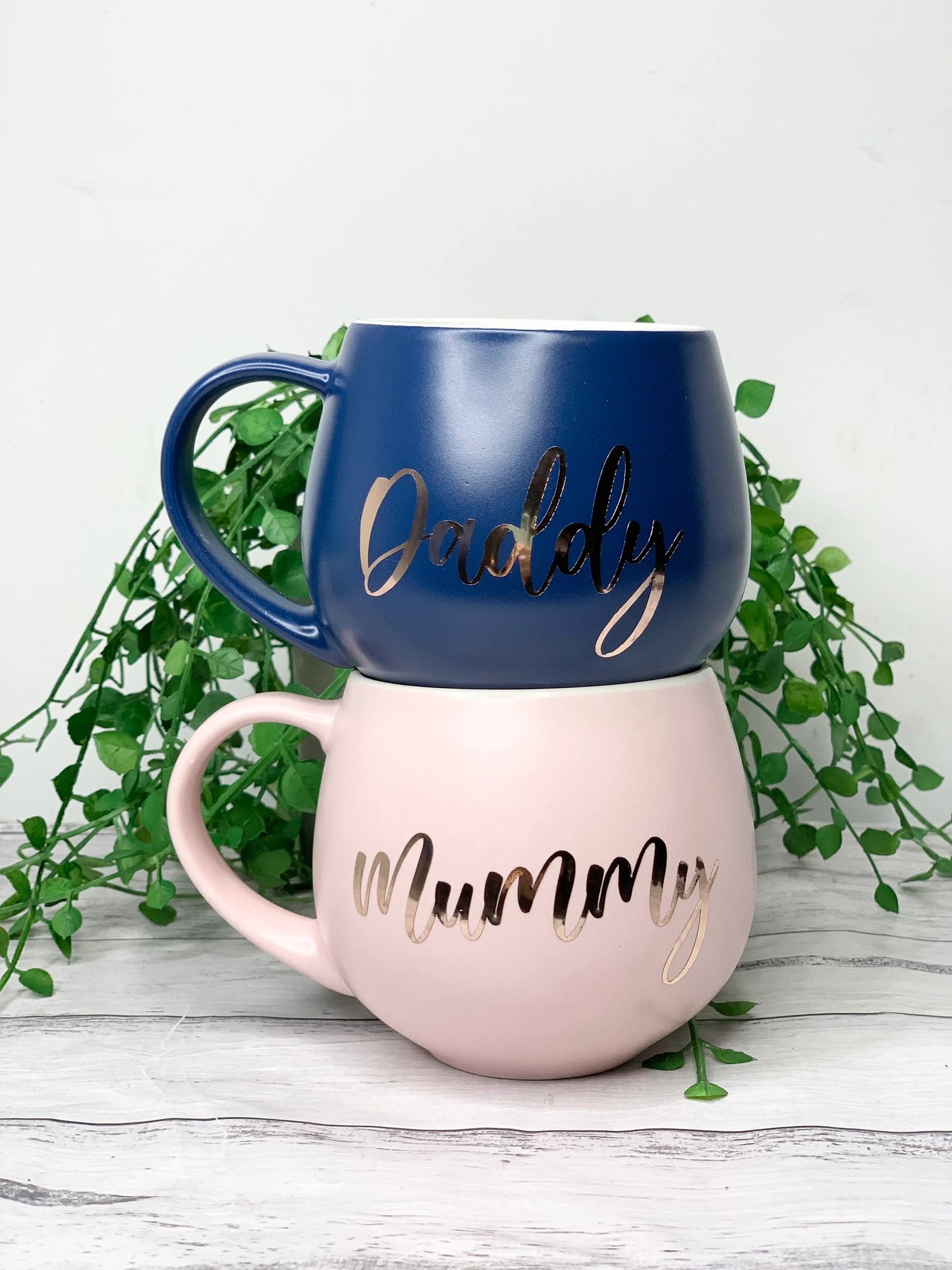 Mummy and Daddy Pink and Navy Couple hug mug set 450ml