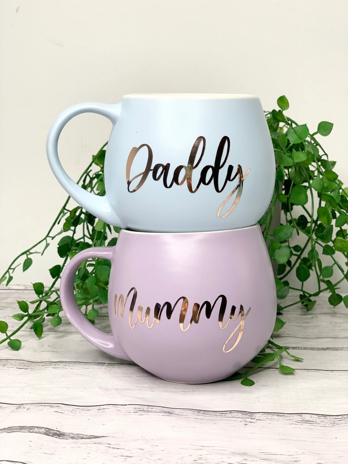 Mummy and Daddy  Pastel Purple and Blue Couple Hug mug set 450ml