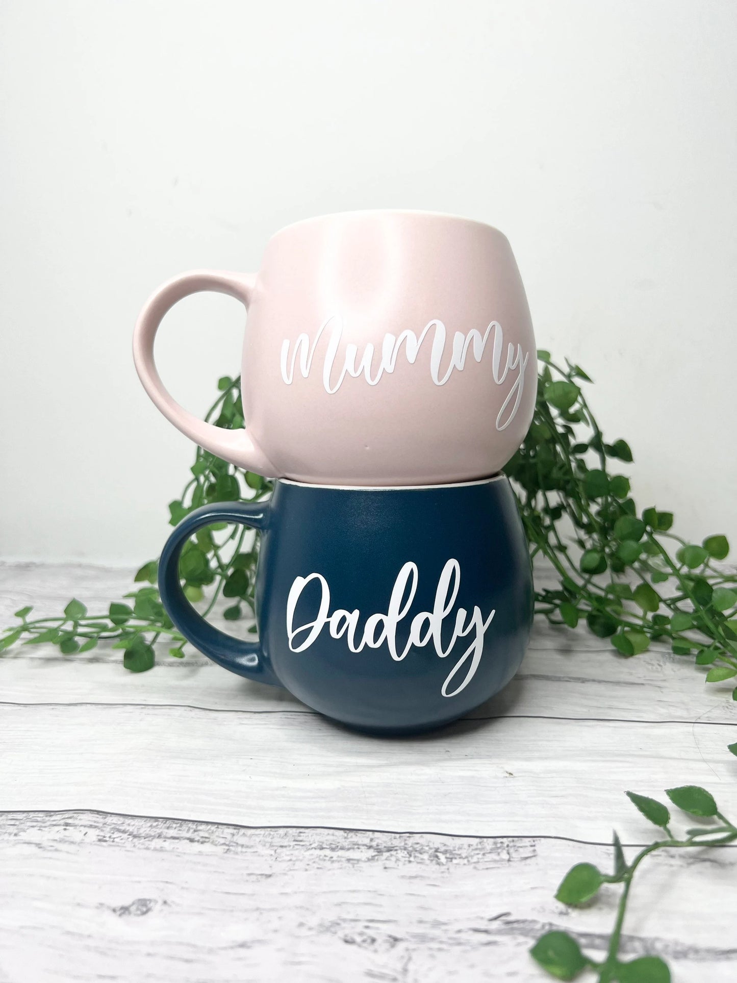 Mummy and Daddy teal and pink Hug mugs  set 450ml