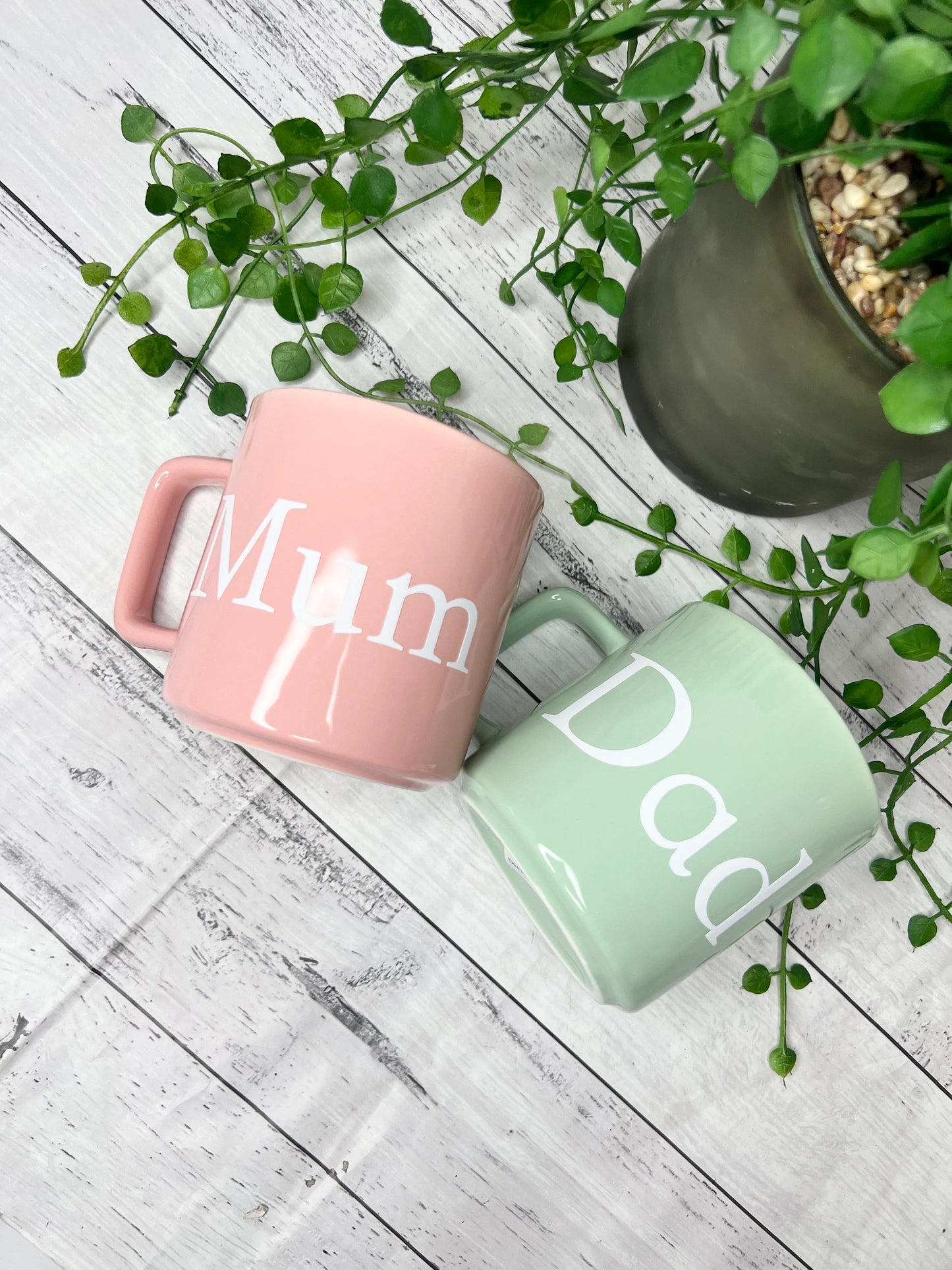 Mum and Dad Green and Pink Mugs With white writing Mug set 320ml