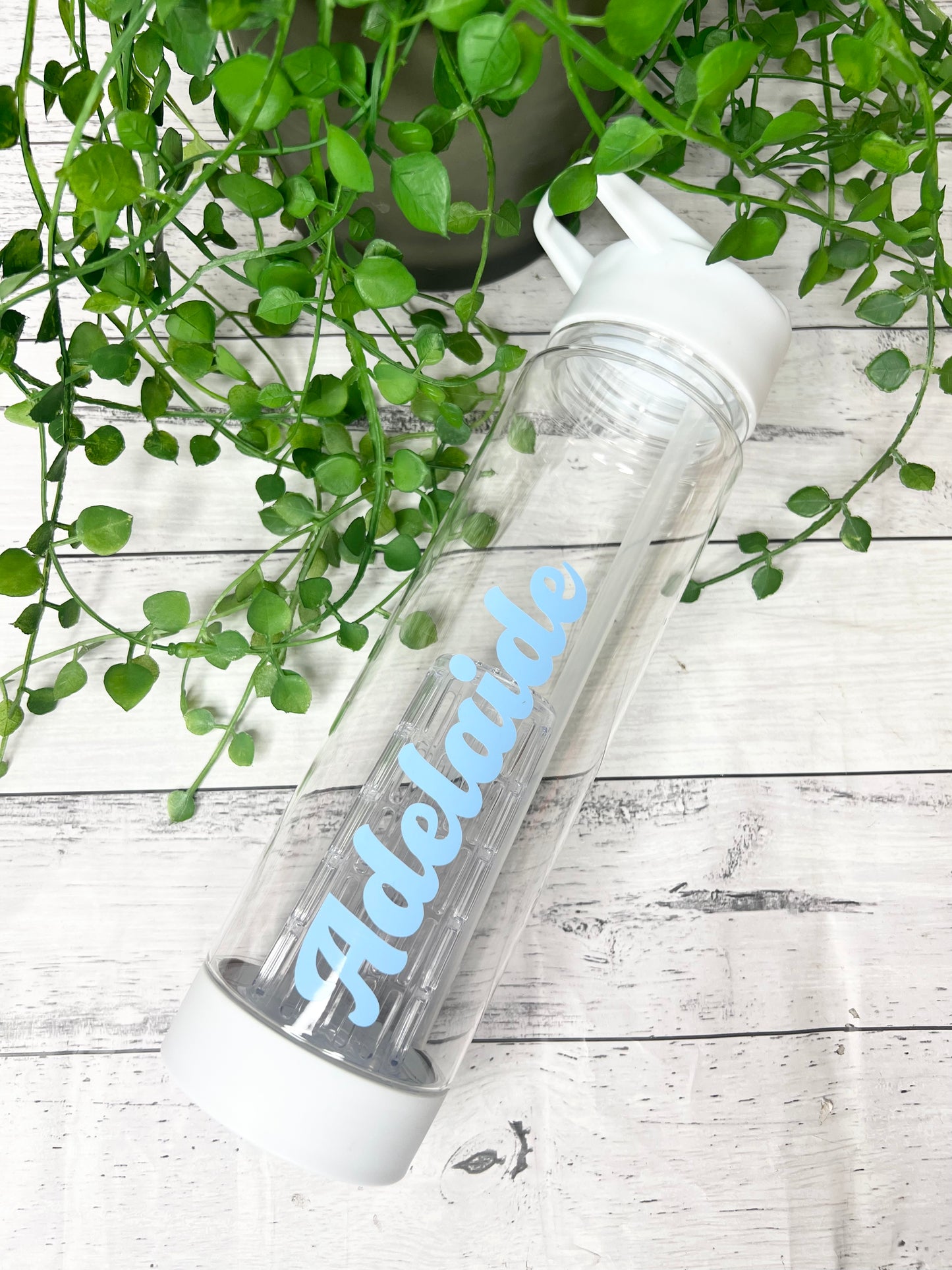 700ml water drink bottle with flip straw with infuser inside