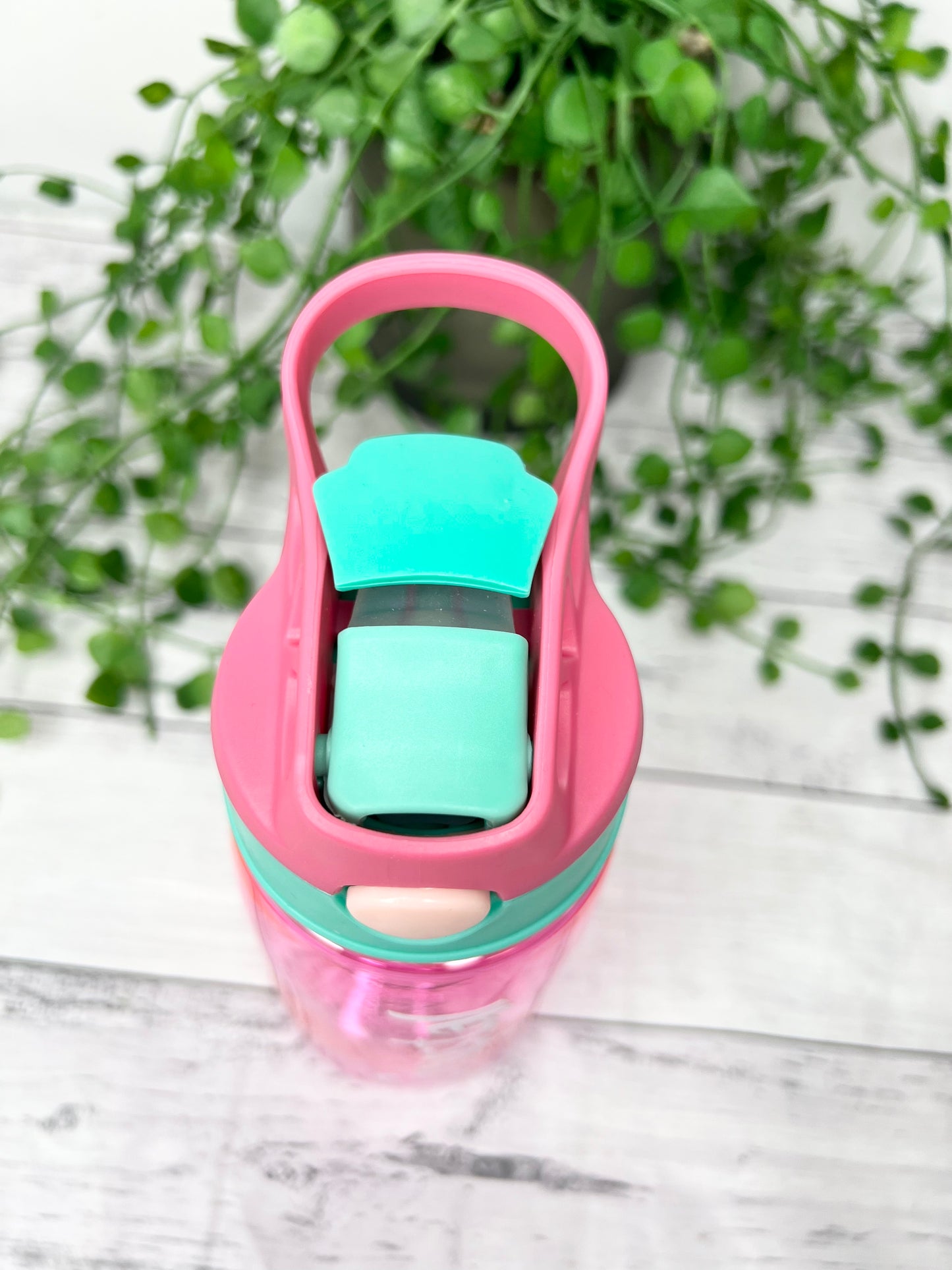 Pink 450ml kids drink water bottle with flip straw inside