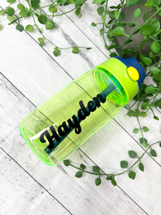 Green 450ml kids drink water bottle with flip straw inside