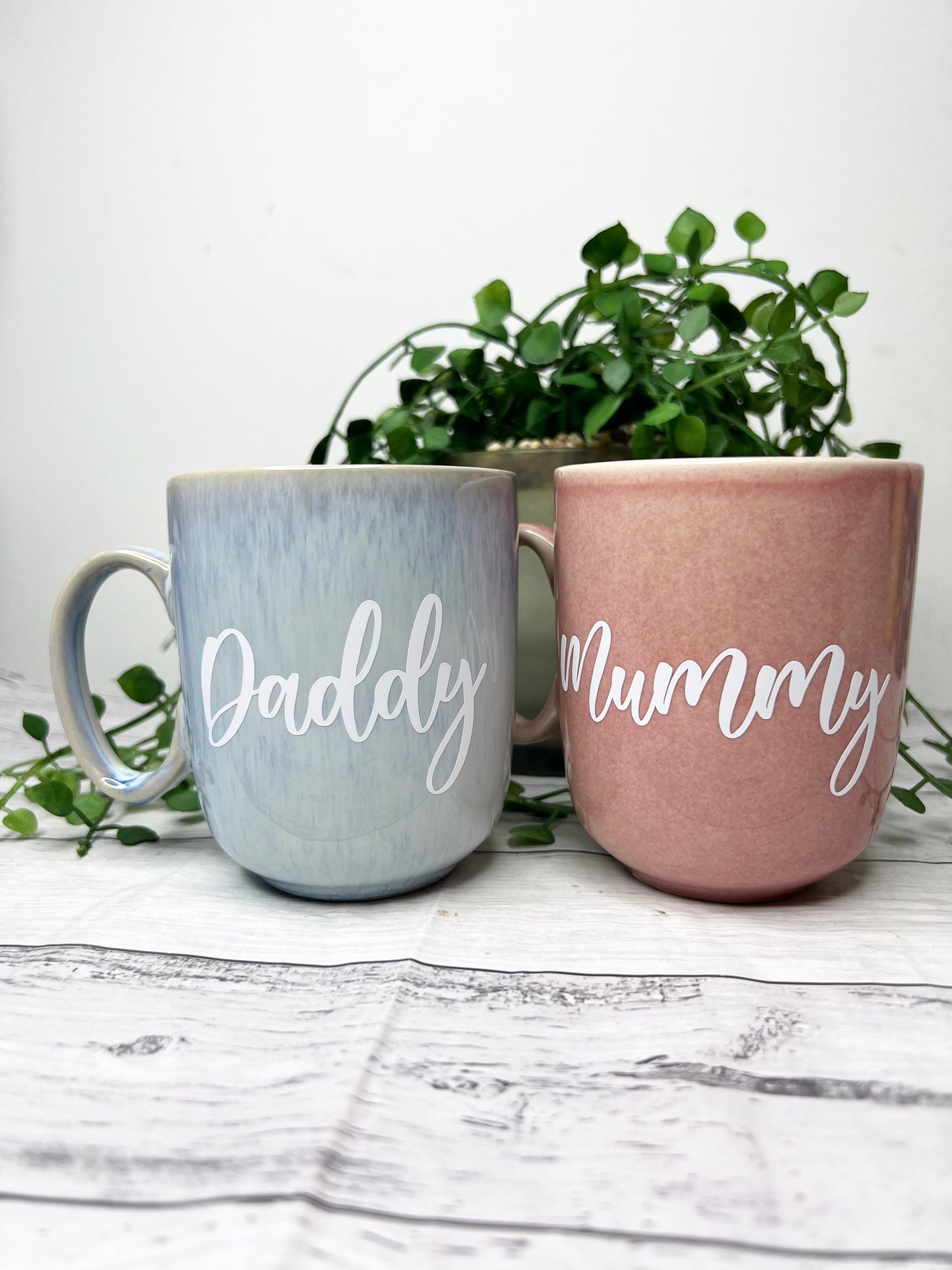 Mummy and Daddy Pink and Blue Mug with White writing Mug gift set 380ml