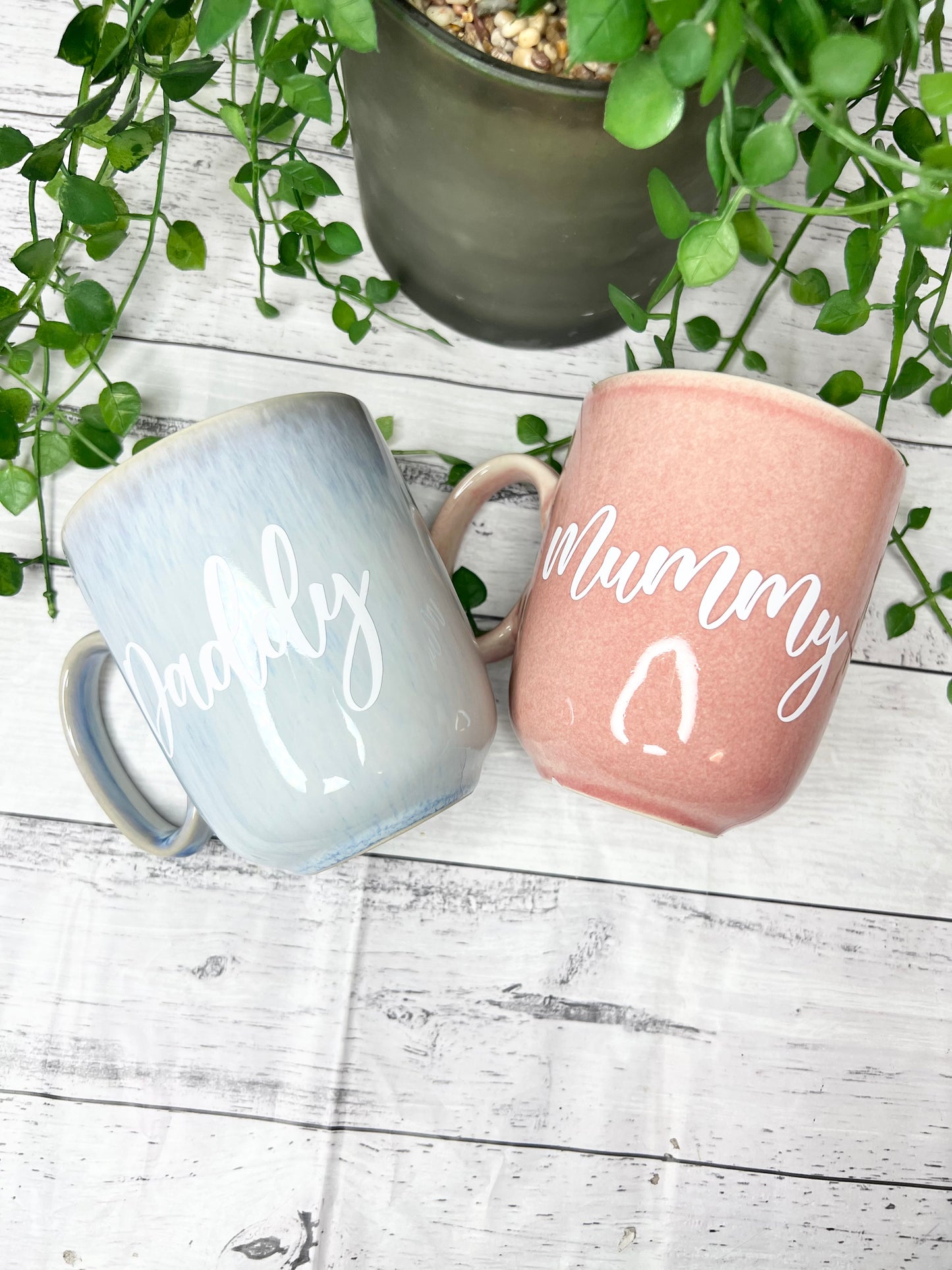 Mummy and Daddy Pink and Blue Mug with White writing Mug gift set 380ml