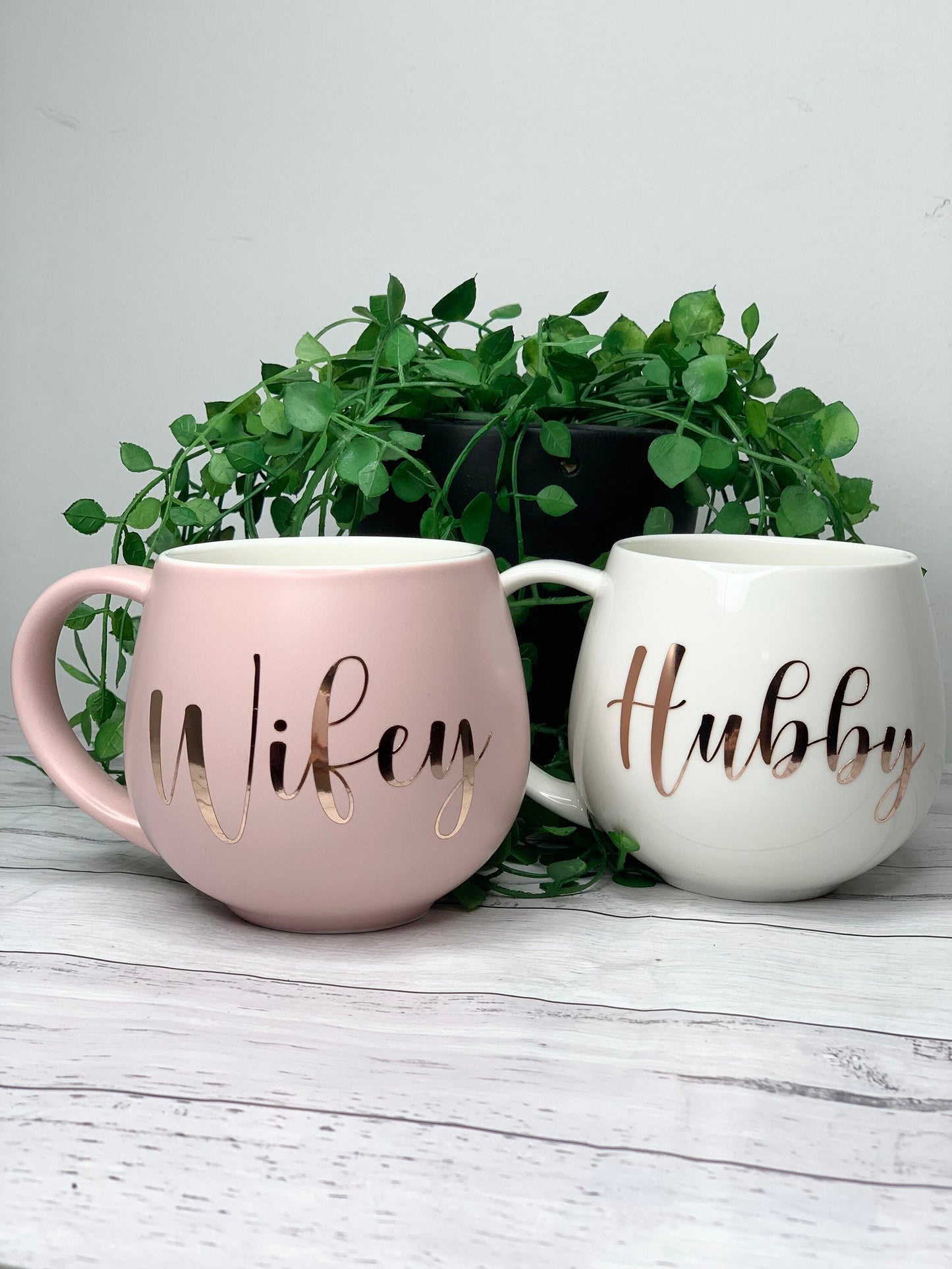 Hubby and wifey Pink and white Hug mug set 450ml