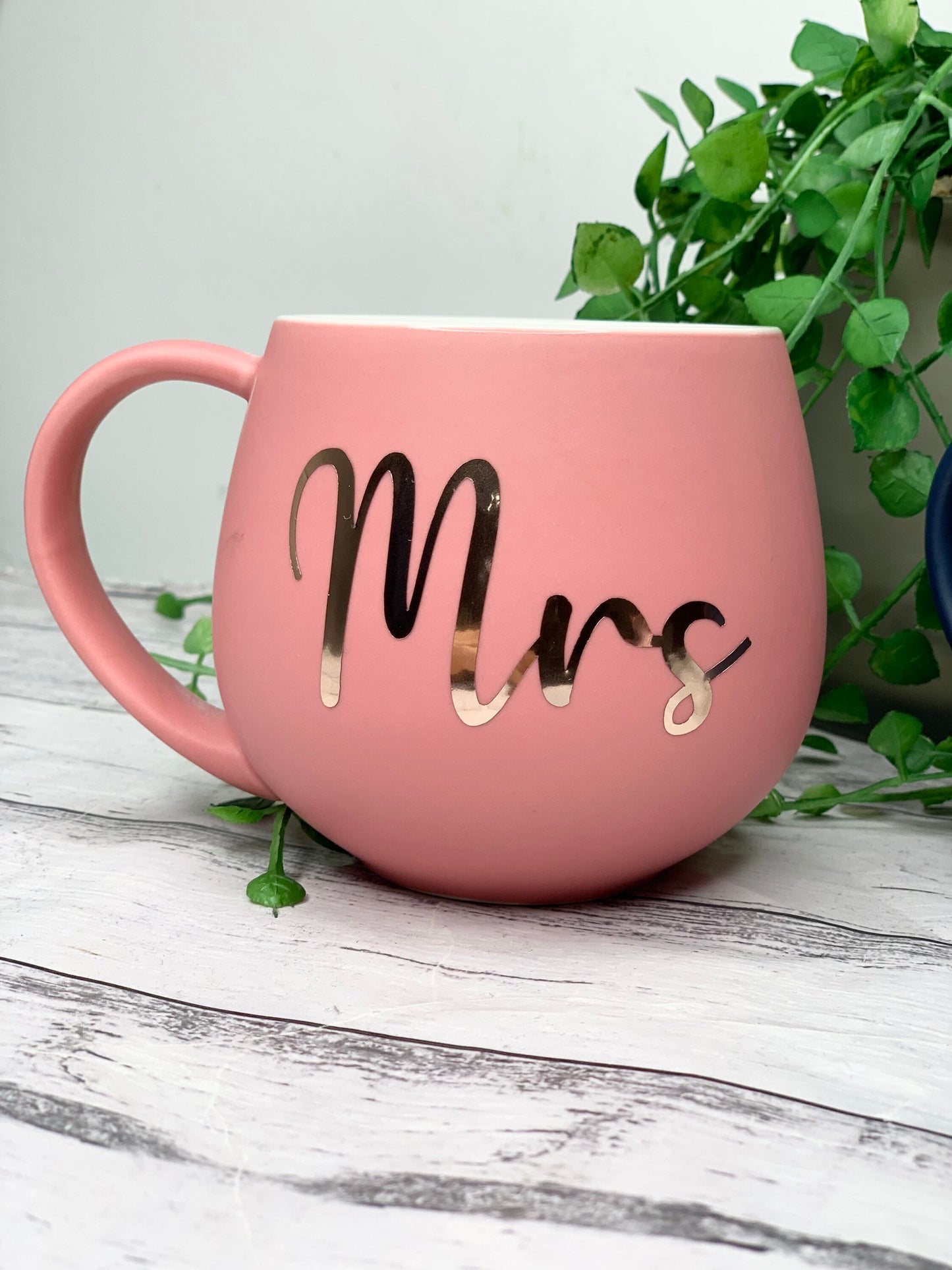 Mr and Mrs  Coral and Navy couple Hug mug set 450ml