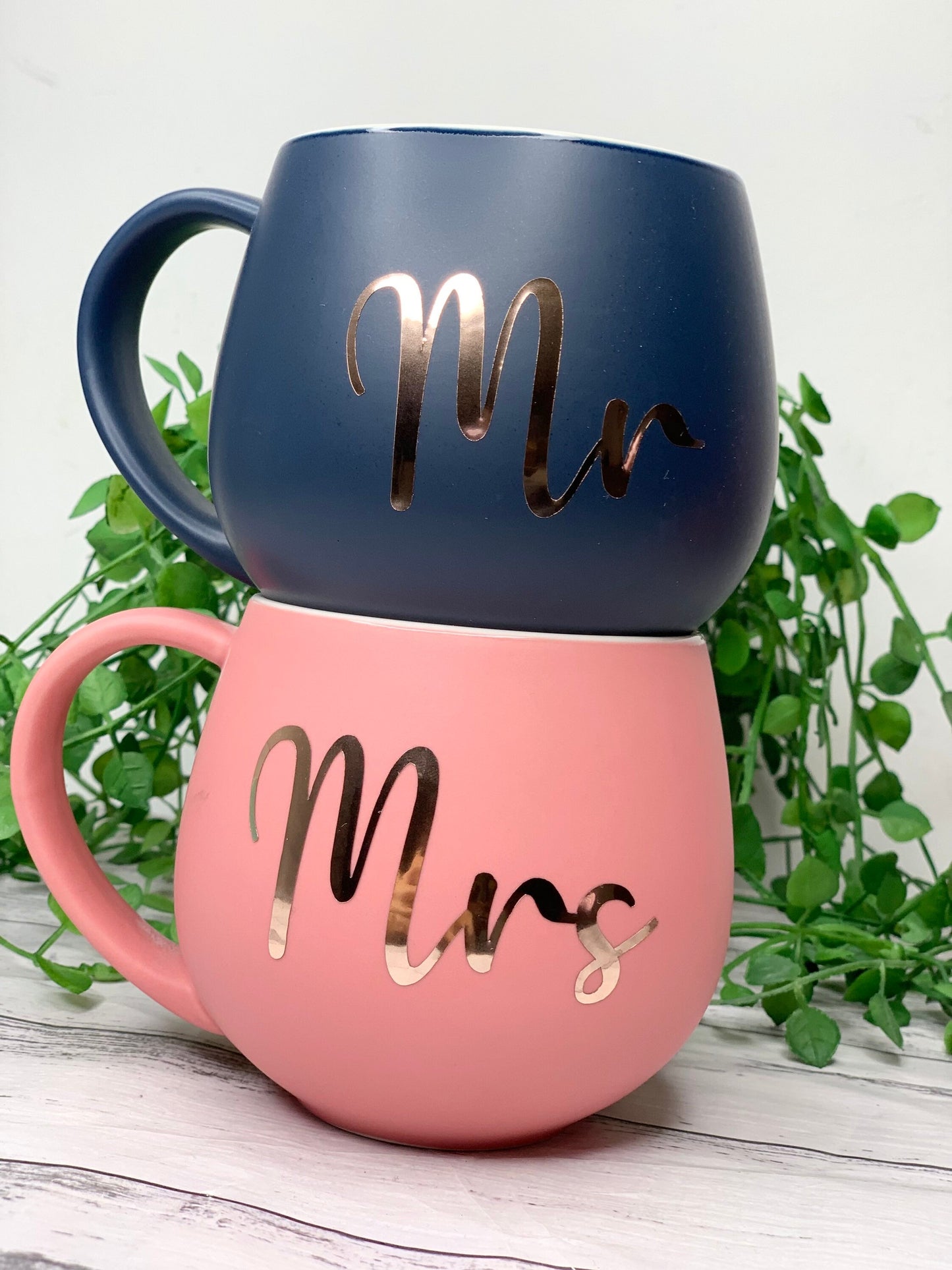 Mr and Mrs  Coral and Navy couple Hug mug set 450ml