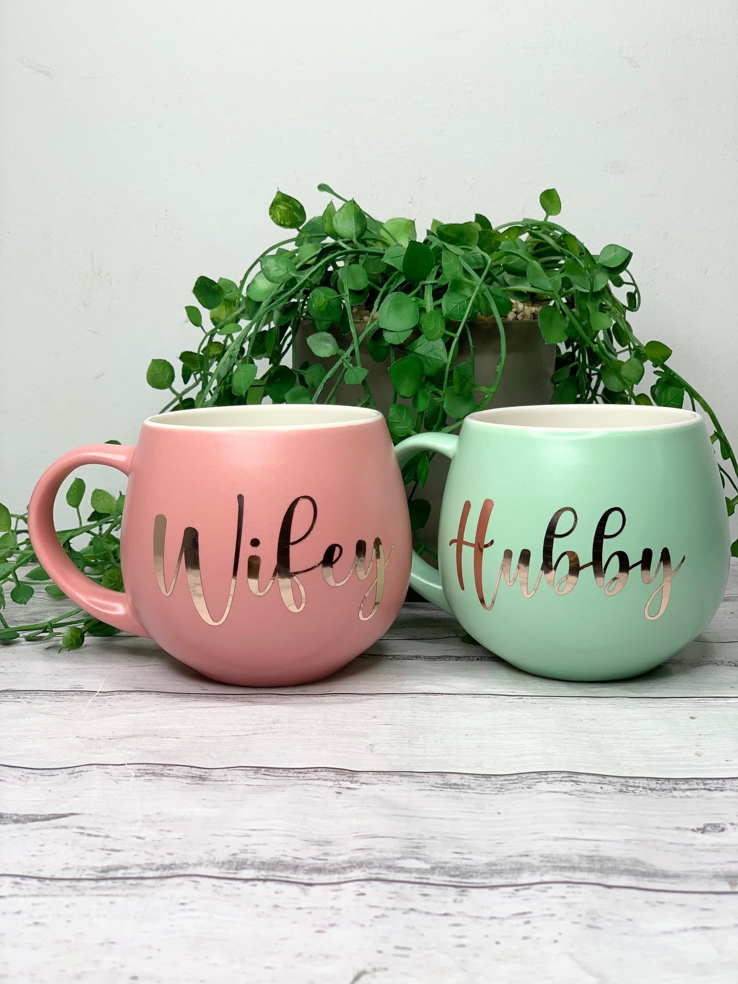 Hubby and wifey Coral and lime hug mug set  450ml couple set