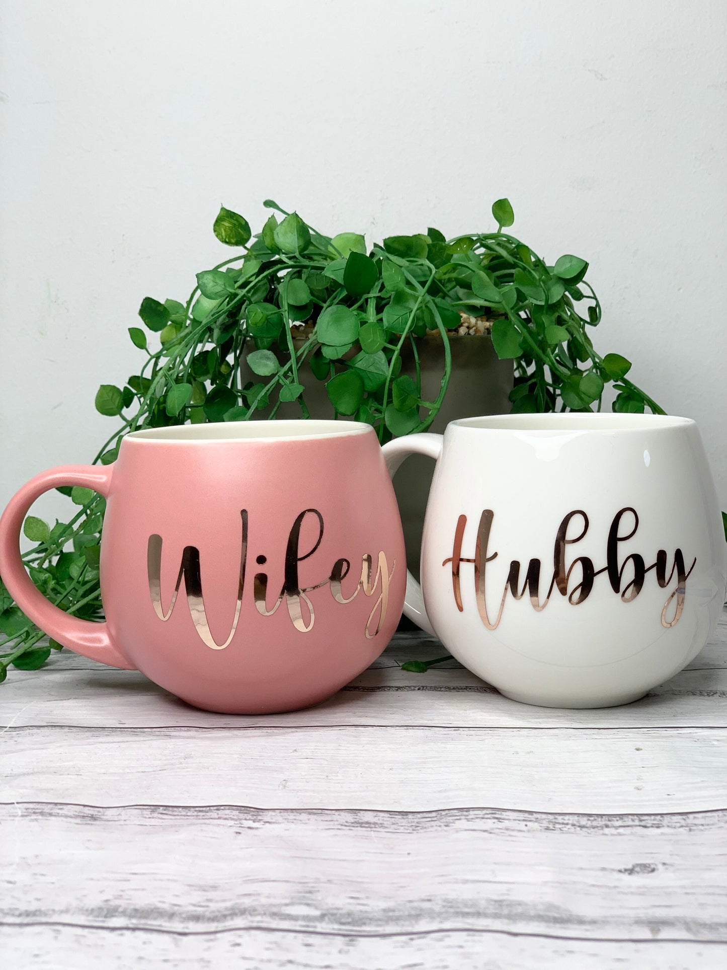 Hubby and wifey Coral and white  hug mug set  450ml couple set