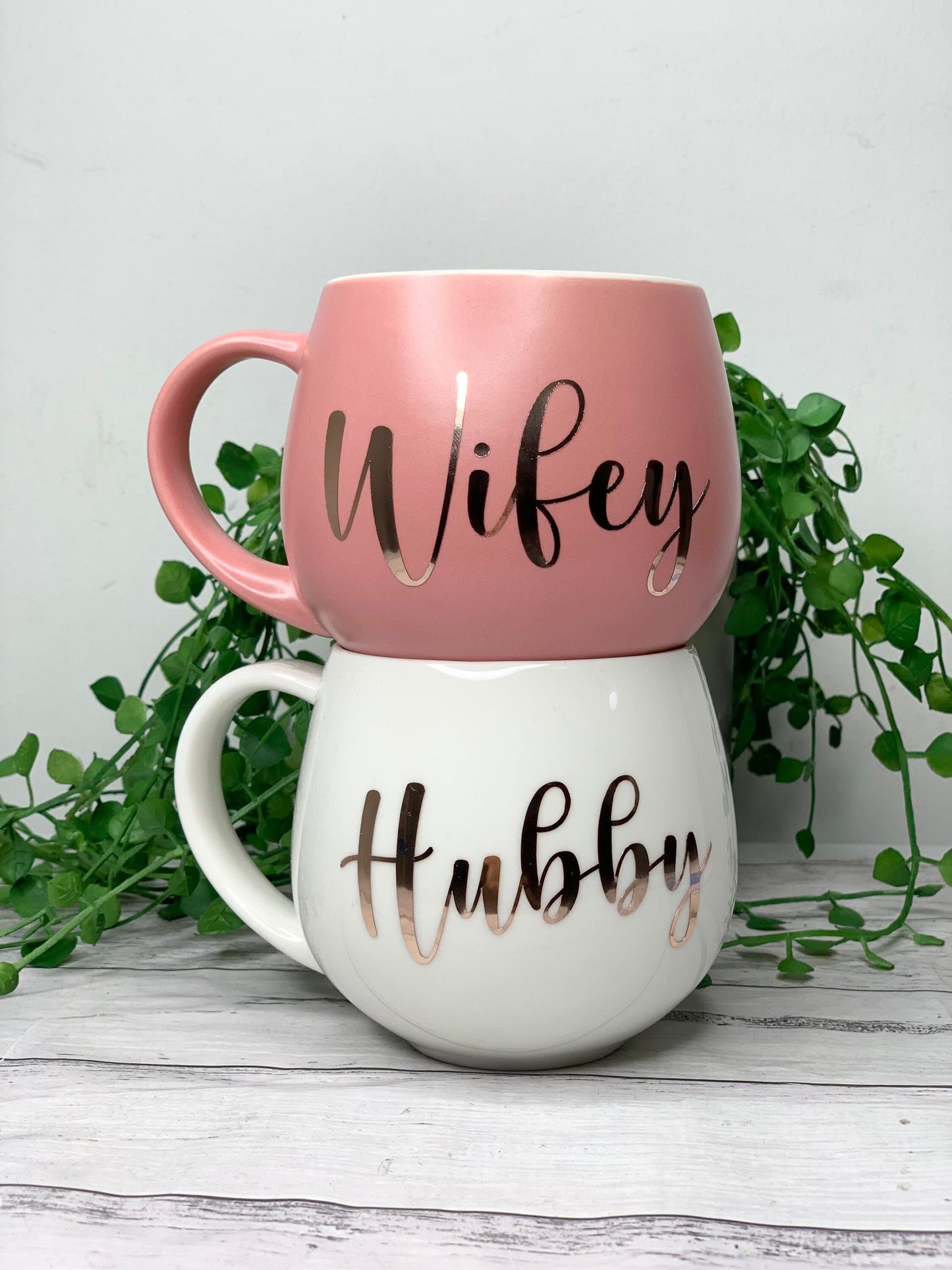 Hubby and wifey Coral and white  hug mug set  450ml couple set