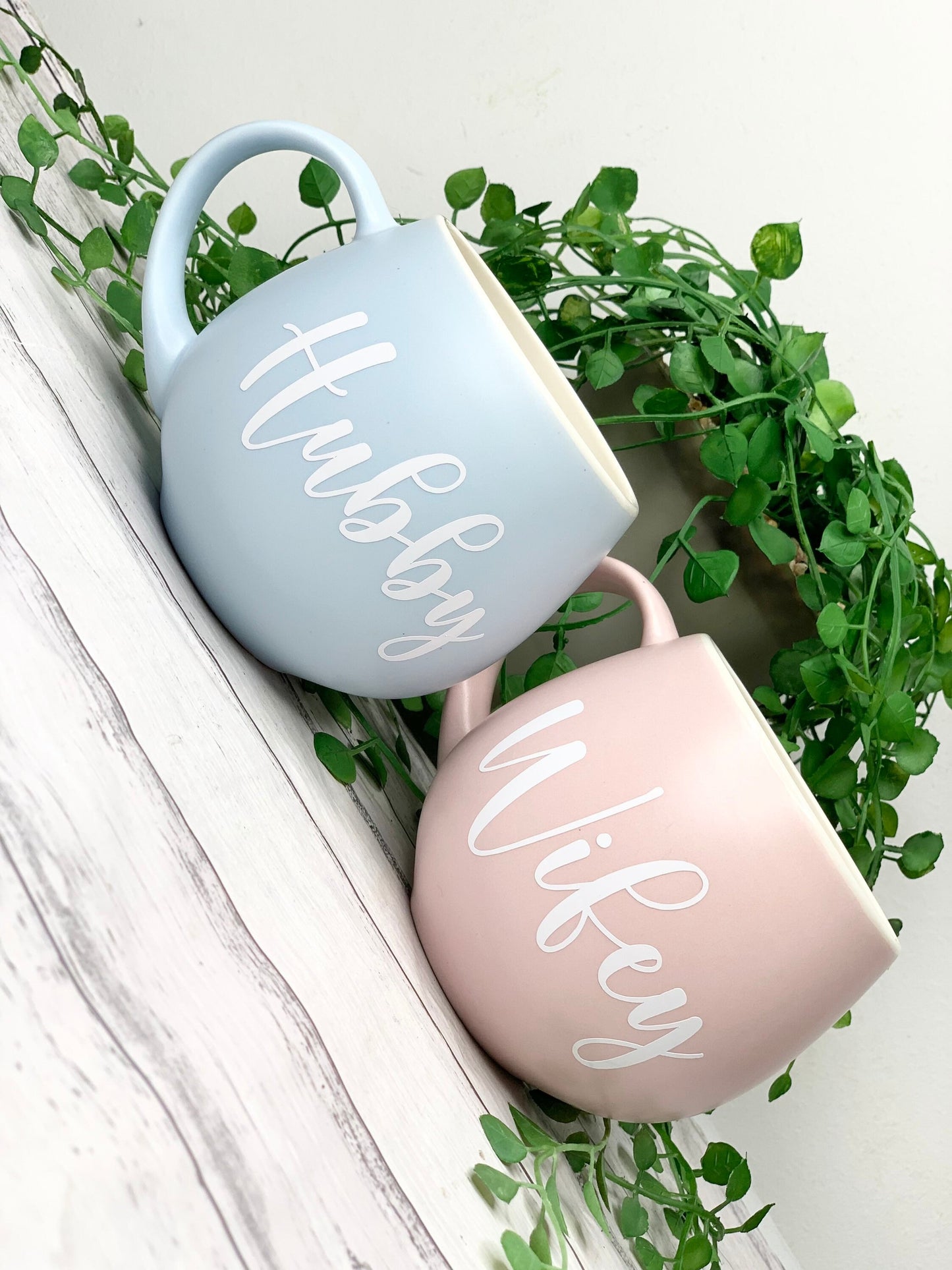 Hubby and wifey Pink and Blue hug mug set  450ml white writing couple set