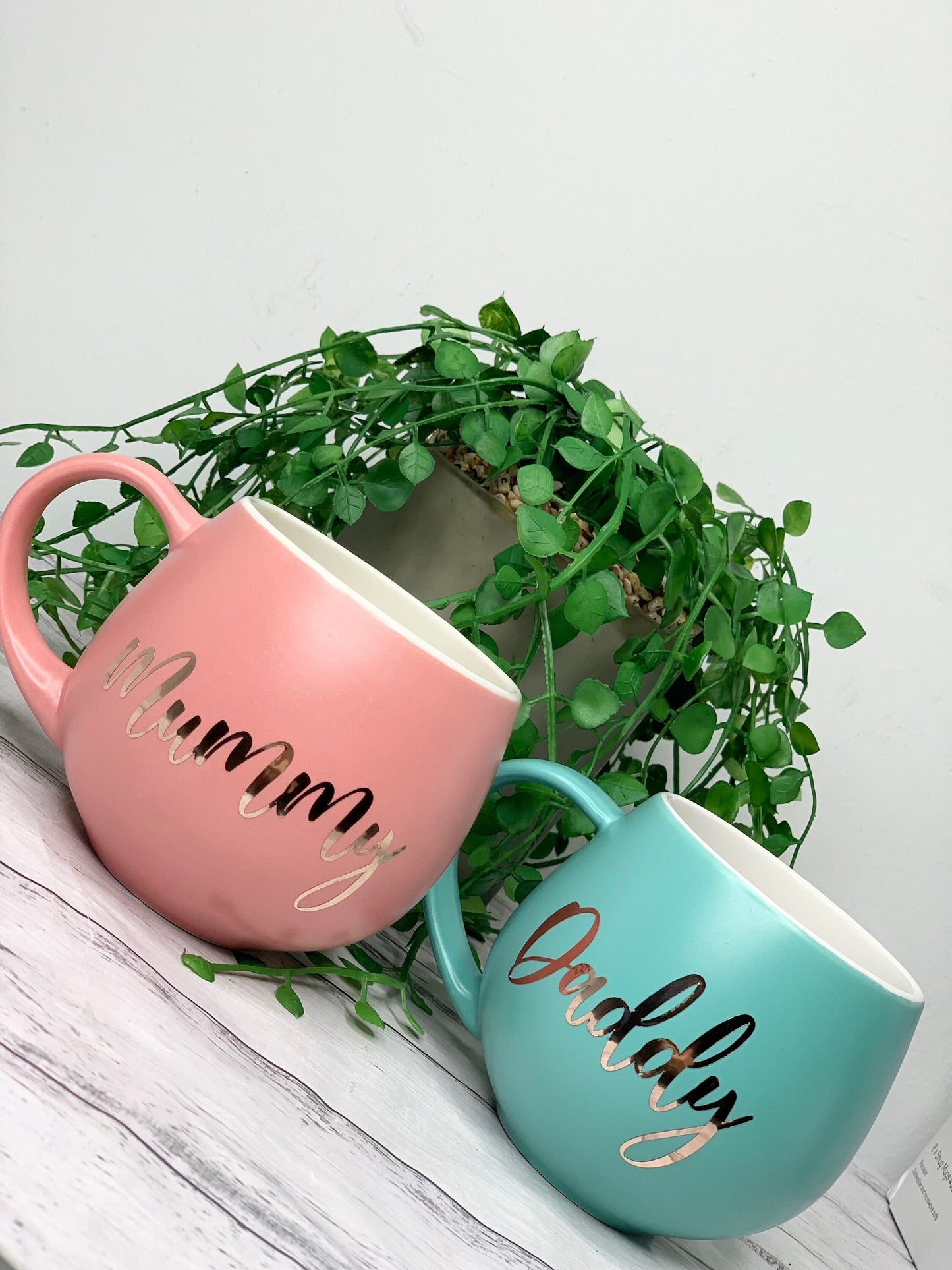 Mummy and Daddy Coral and Aqua Couple Hug mug set 450ml