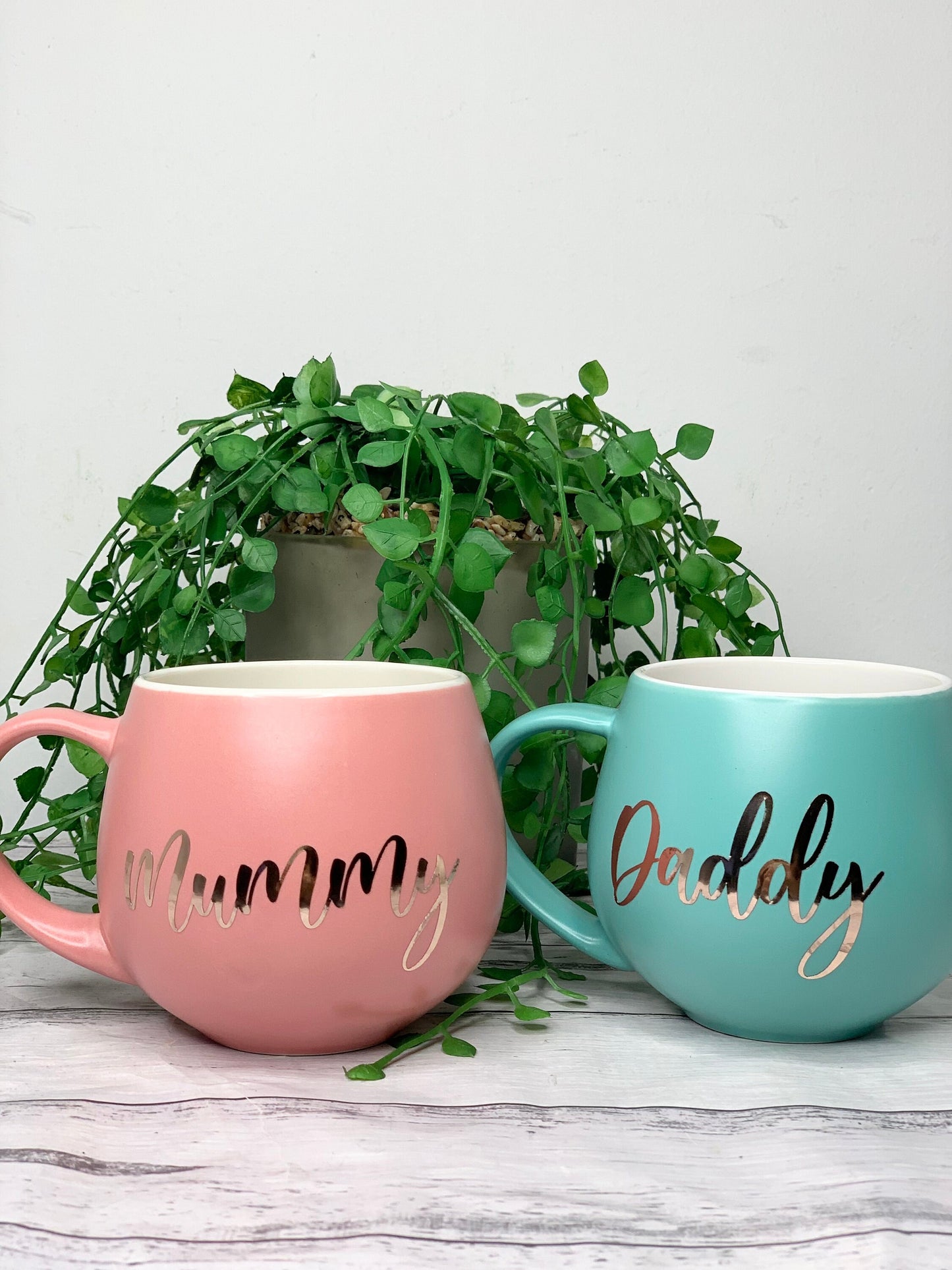 Mummy and Daddy Coral and Aqua Couple Hug mug set 450ml