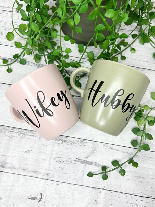 Hubby and wifey mug couple set green and Pink coffee cup black writing