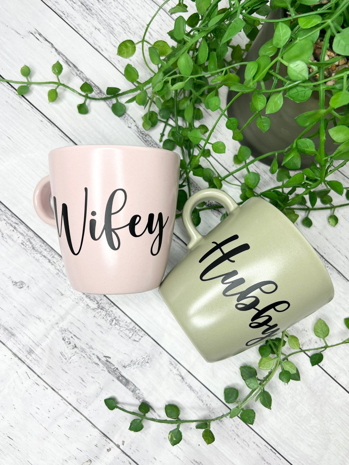 Hubby and wifey mug couple set green and Pink coffee cup black writing