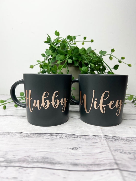 Hubby and wifey 300ml mug couple set with rose gold matte writing