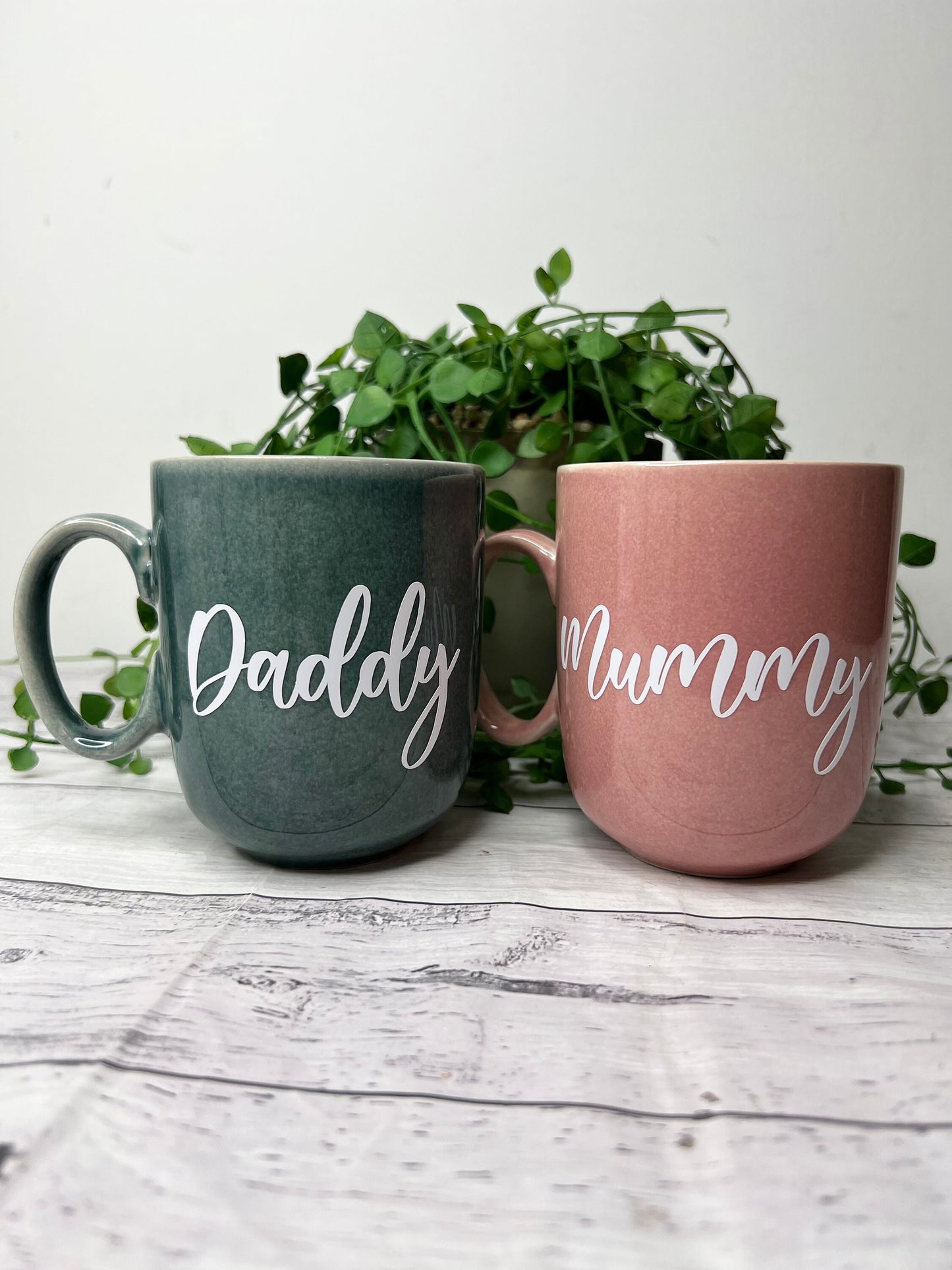 Mummy and Daddy Pink and  Dark Green Mug with White writing Mug set 380ml