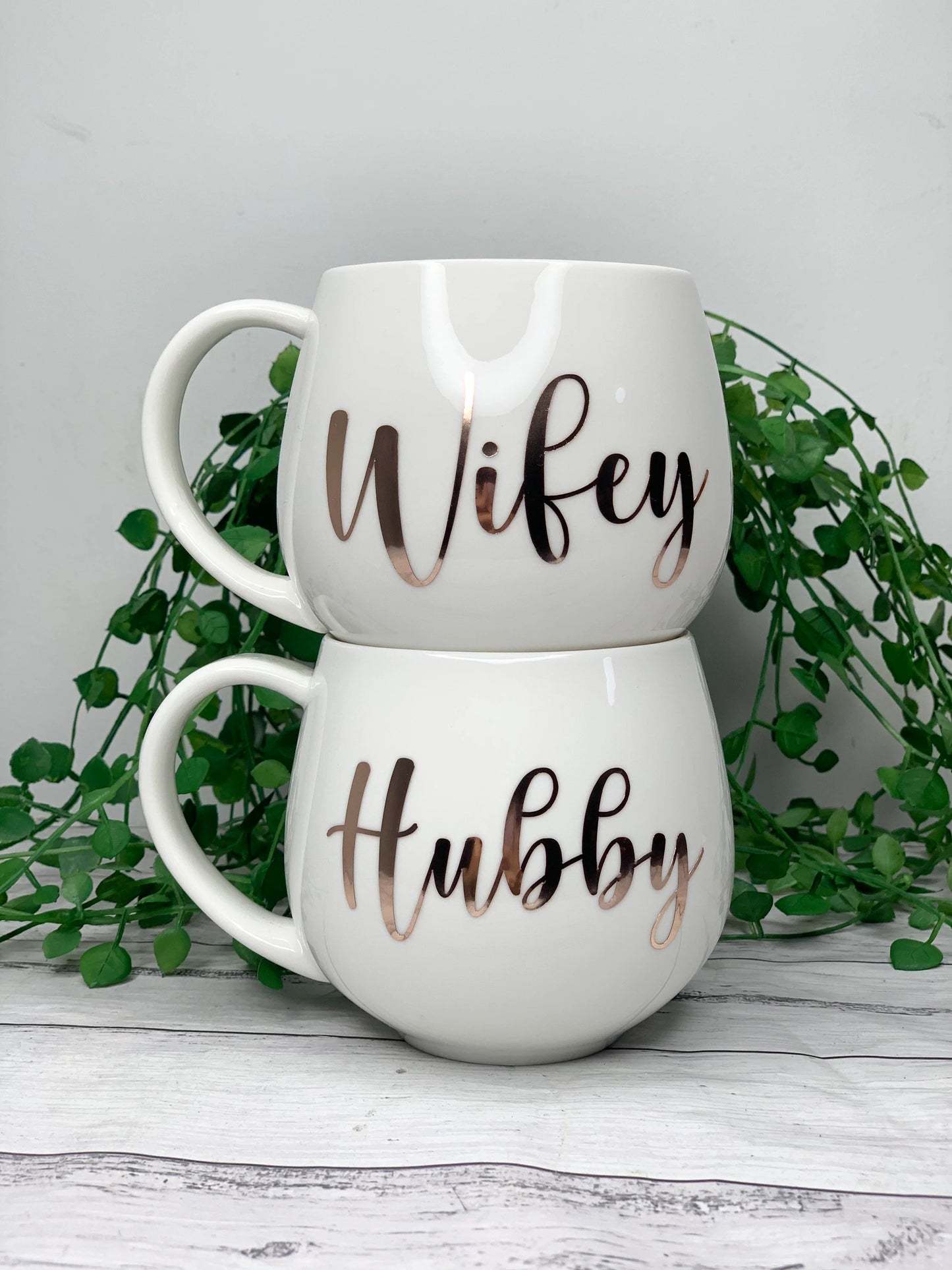 Hubby and wifey white with Rose gold Hug mug set 450ml