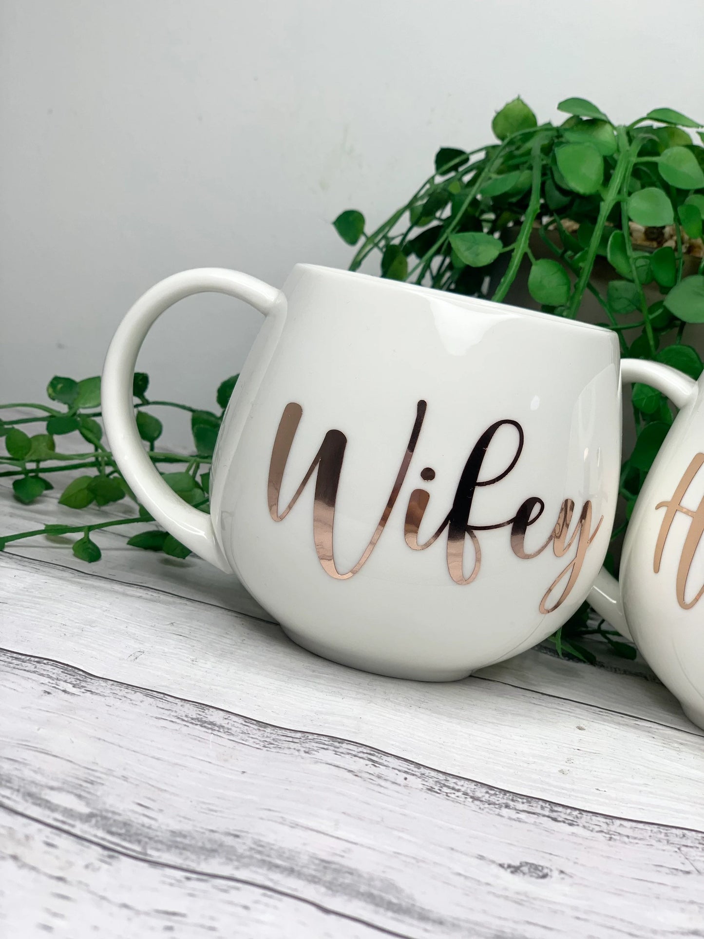 Hubby and wifey white with Rose gold Hug mug set 450ml