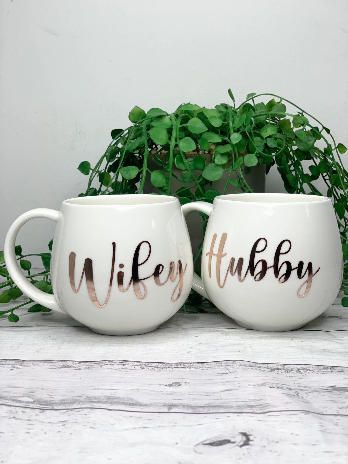 Hubby and wifey white with Rose gold Hug mug set 450ml