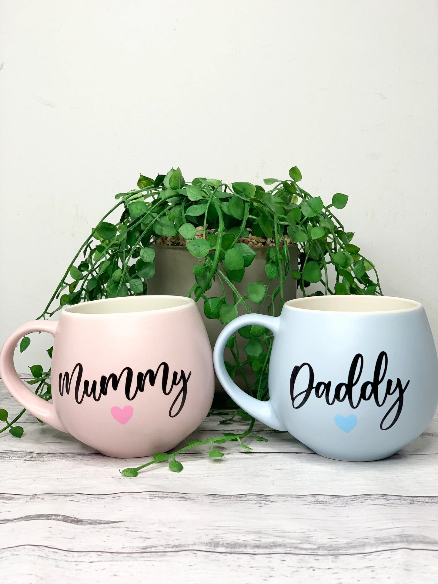 Mummy and Daddy Pink and Blue hug mug set  450ml Black writing couple set