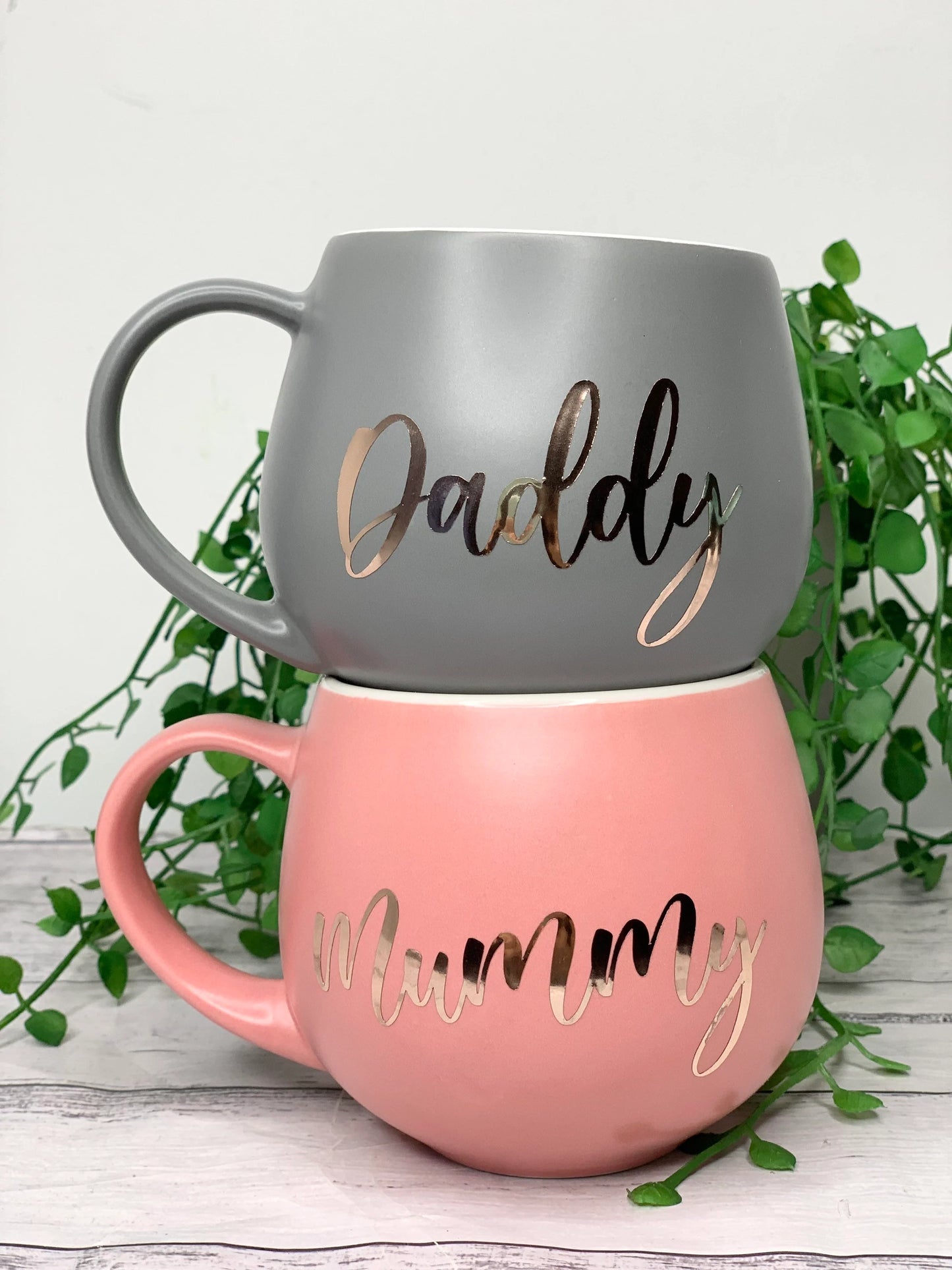 Mummy and Daddy Coral and Charcoal Hug mug set 450ml
