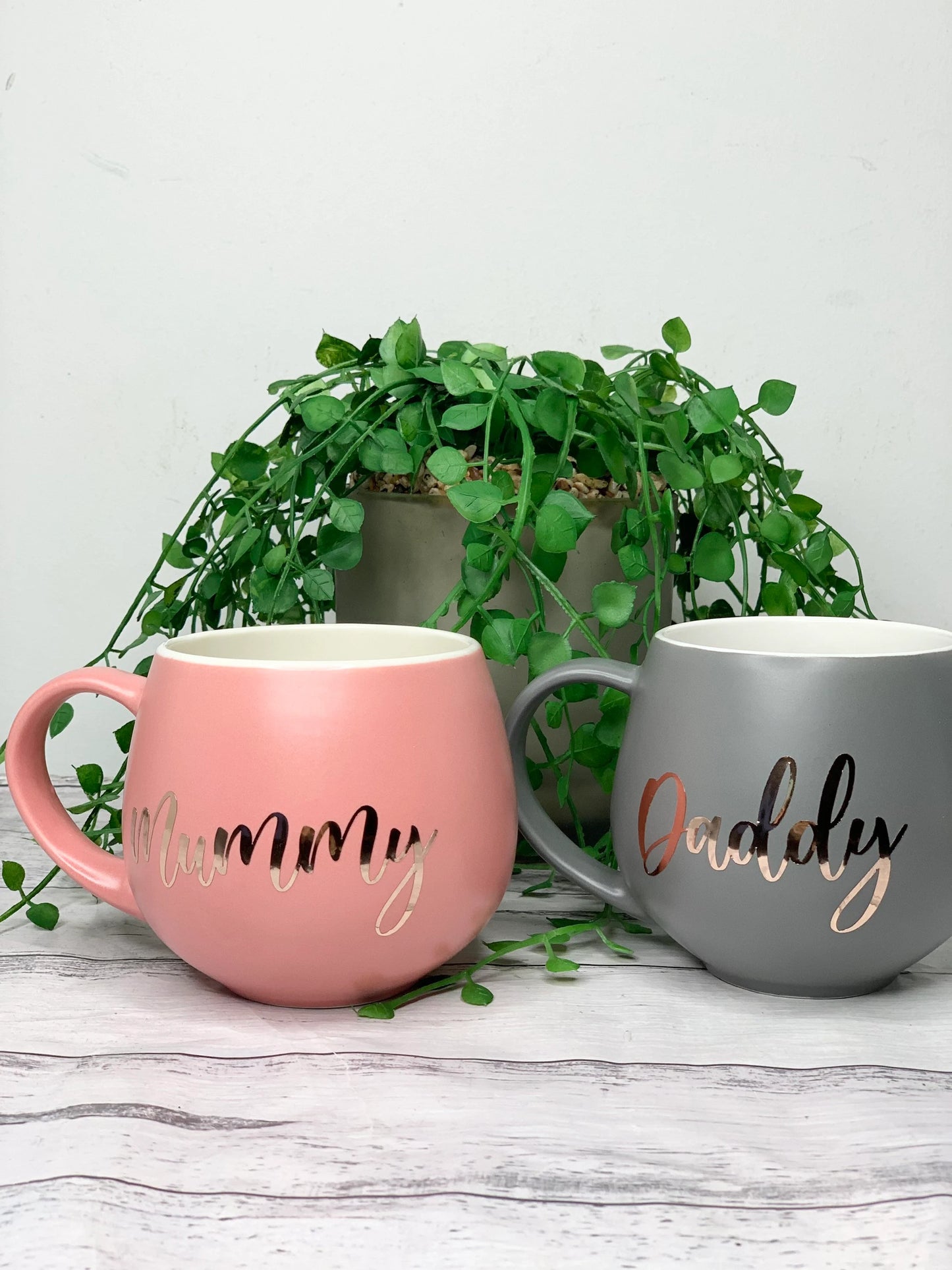 Mummy and Daddy Coral and Charcoal Hug mug set 450ml