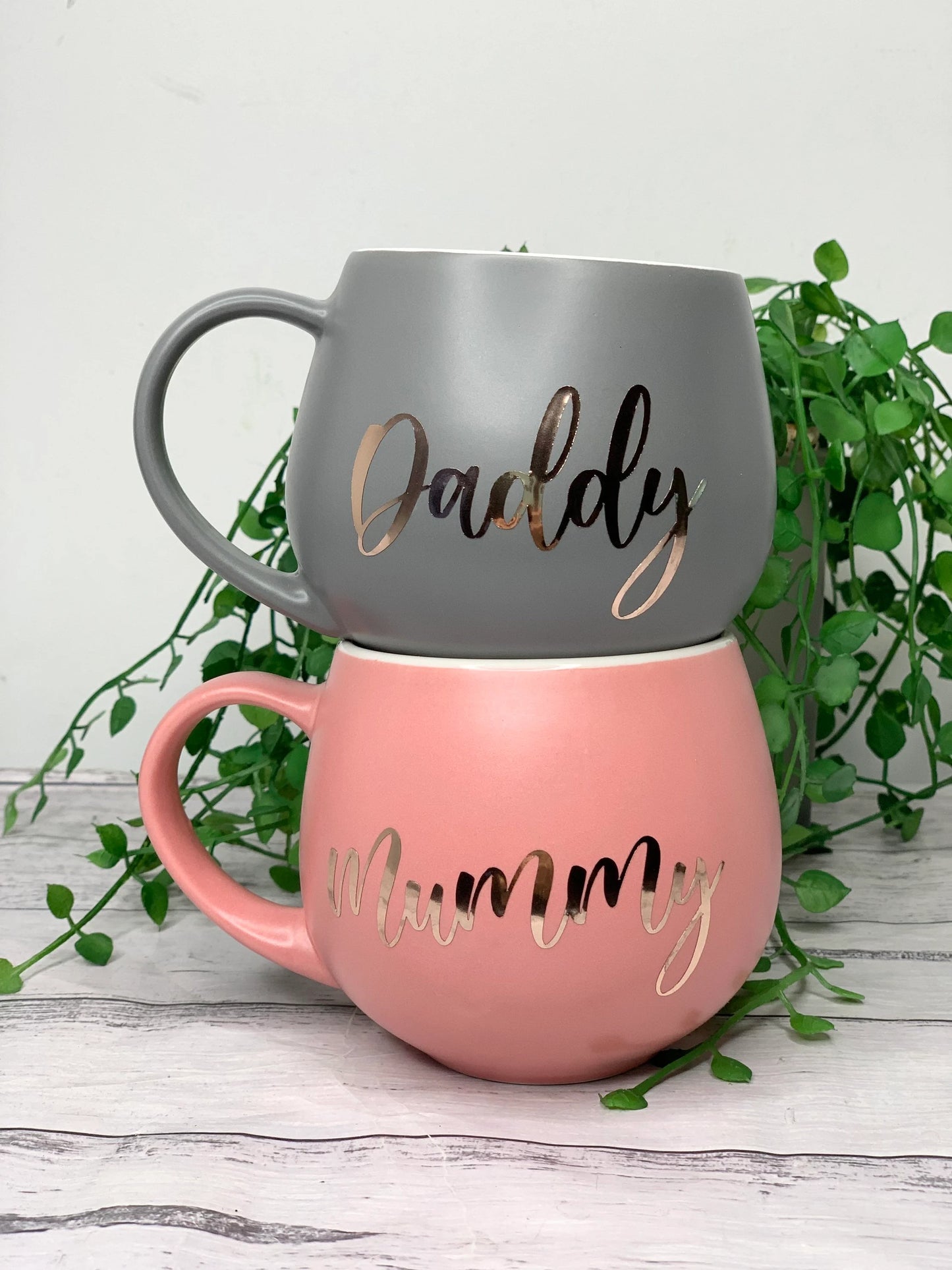 Mummy and Daddy Coral and Charcoal Hug mug set 450ml