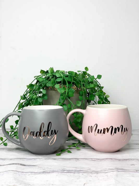 Mummy and Daddy Pink and Charcoal Hug mugs set 450ml