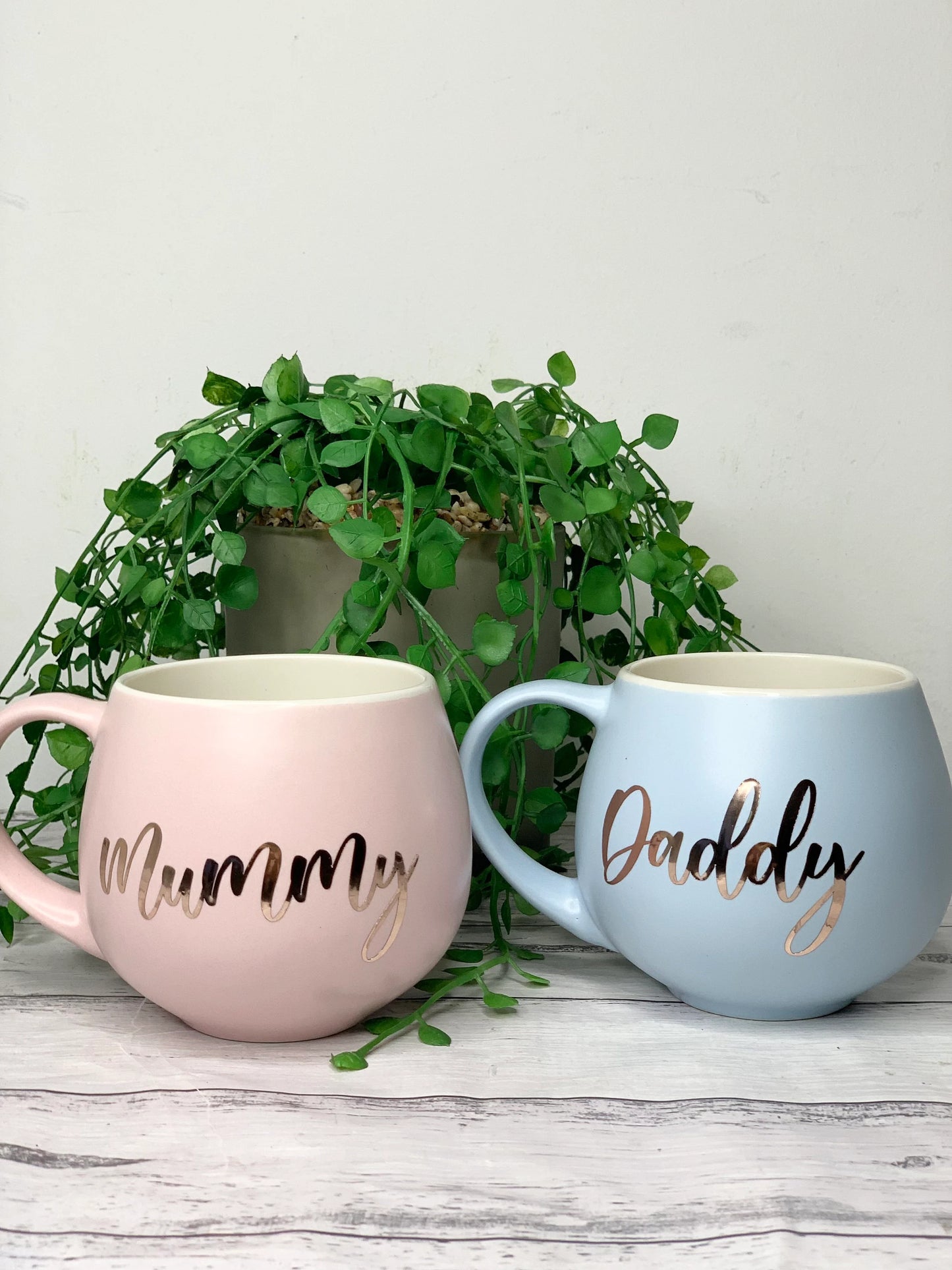 Mummy and Daddy Pink and Blue Couple hug mug set  450ml