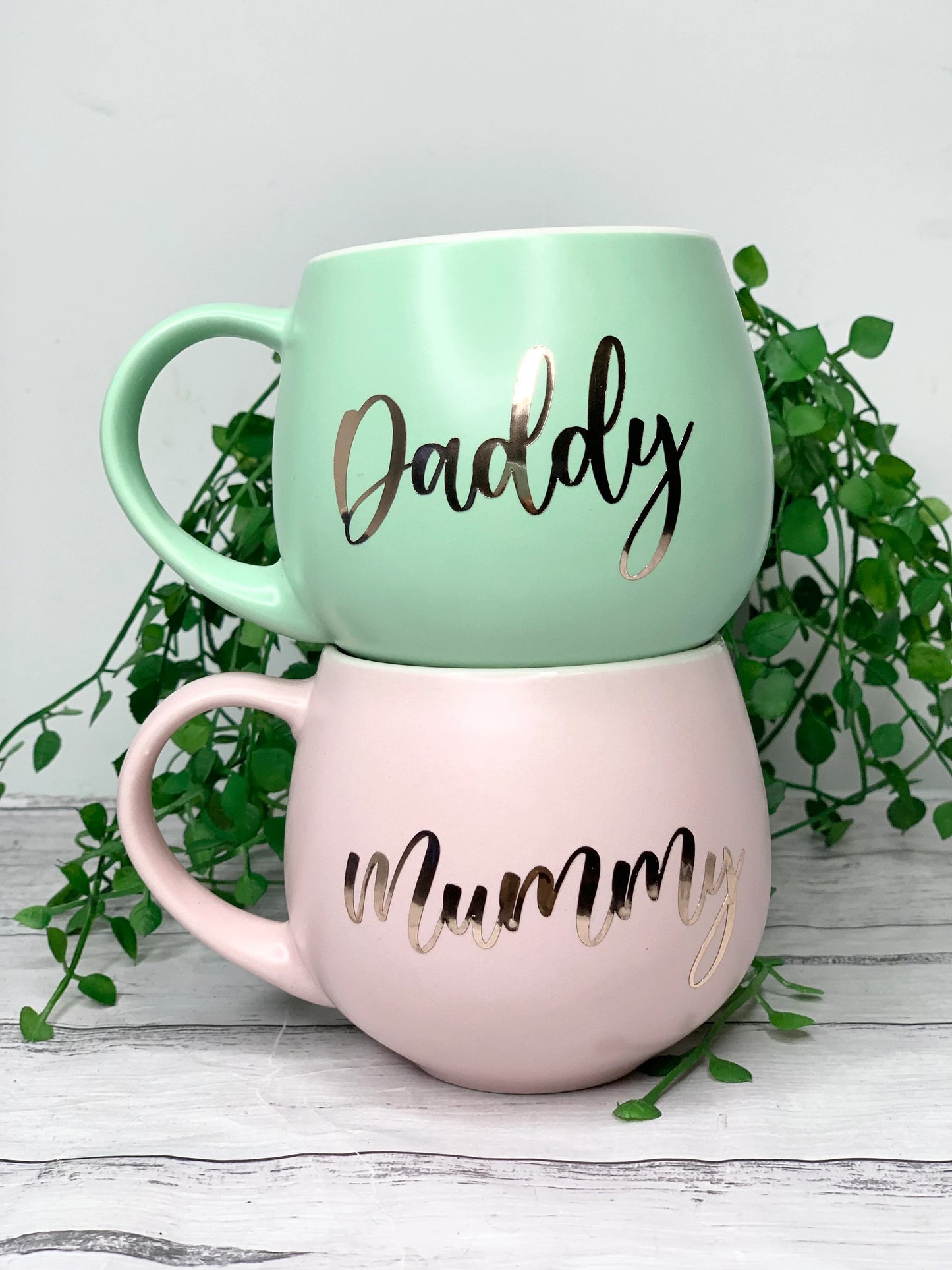 Mummy and Daddy Pink and Lime couple hug mug set  450ml
