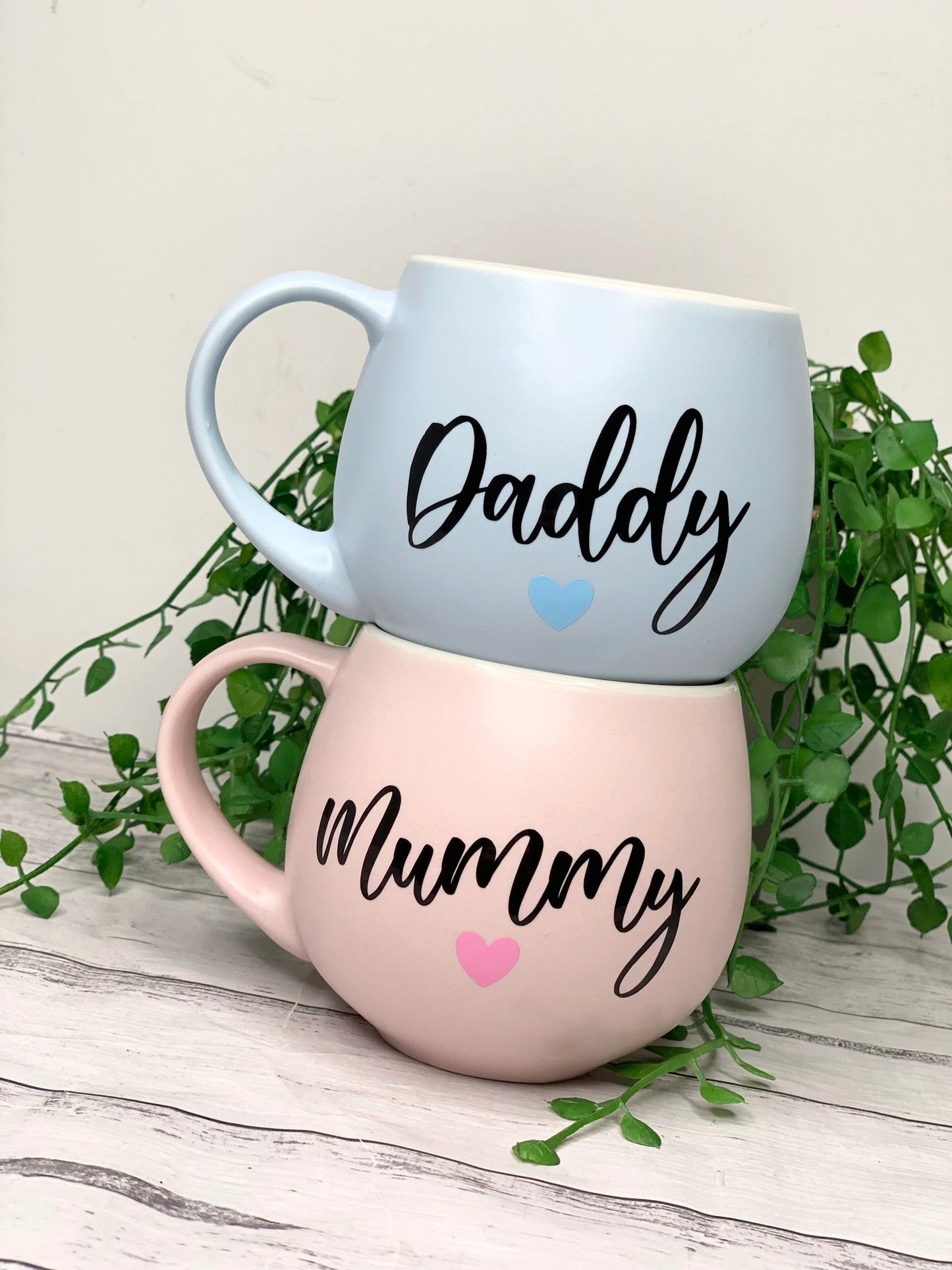 Mummy and Daddy Pink and Blue hug mug set  450ml Black writing couple set