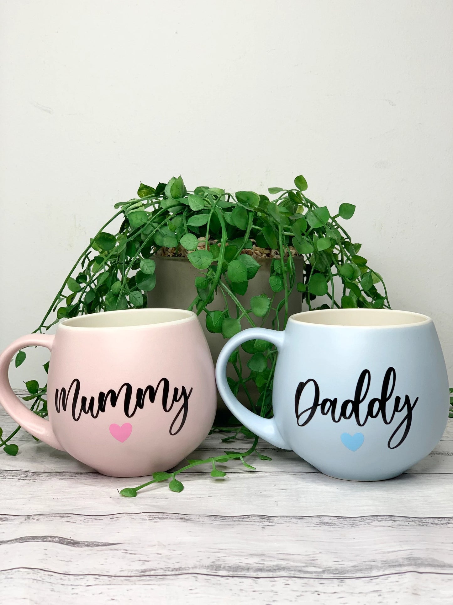 Mummy and Daddy Pink and Blue hug mug set  450ml Black writing couple set