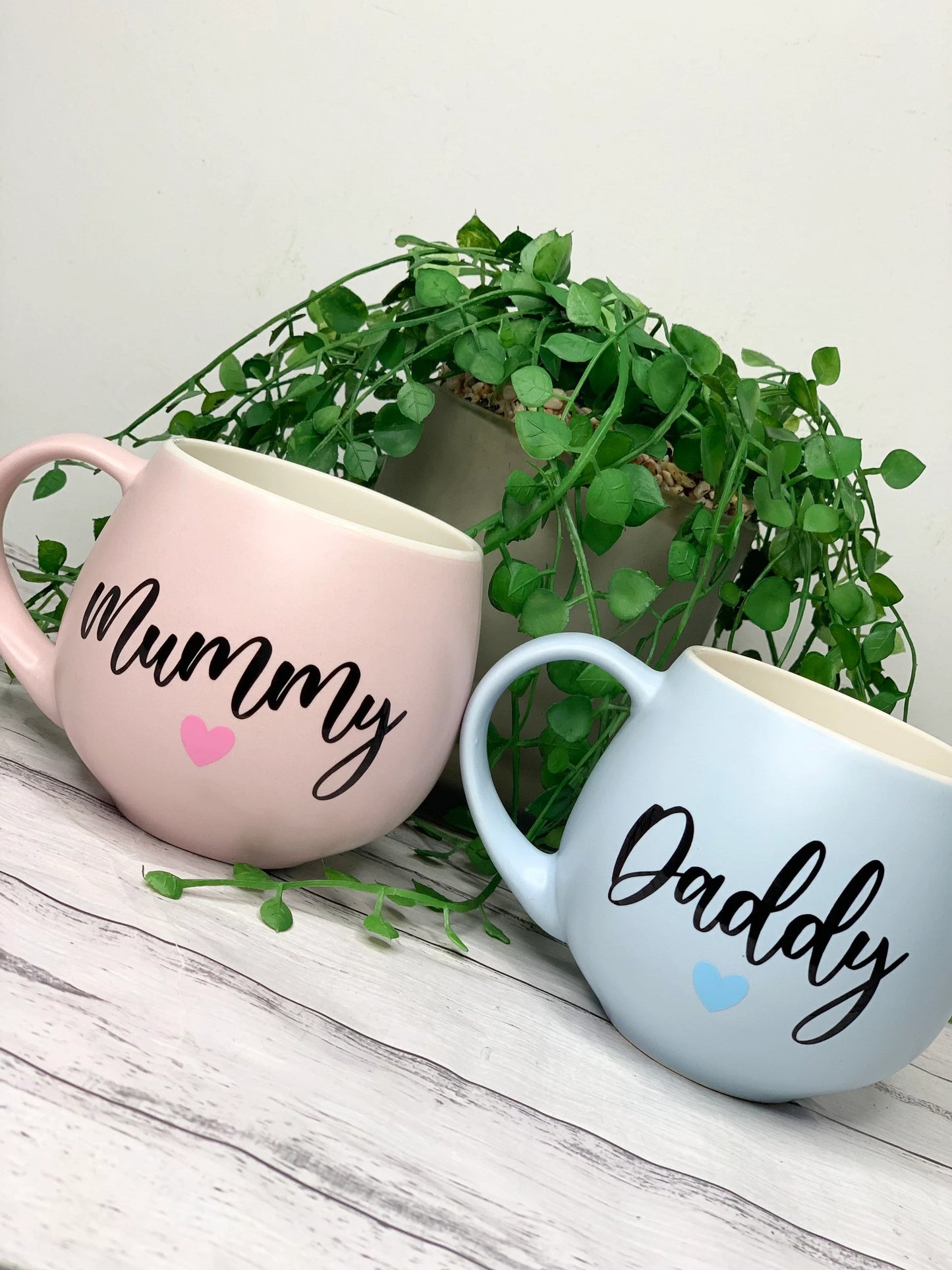Mummy and Daddy Pink and Blue hug mug set  450ml Black writing couple set
