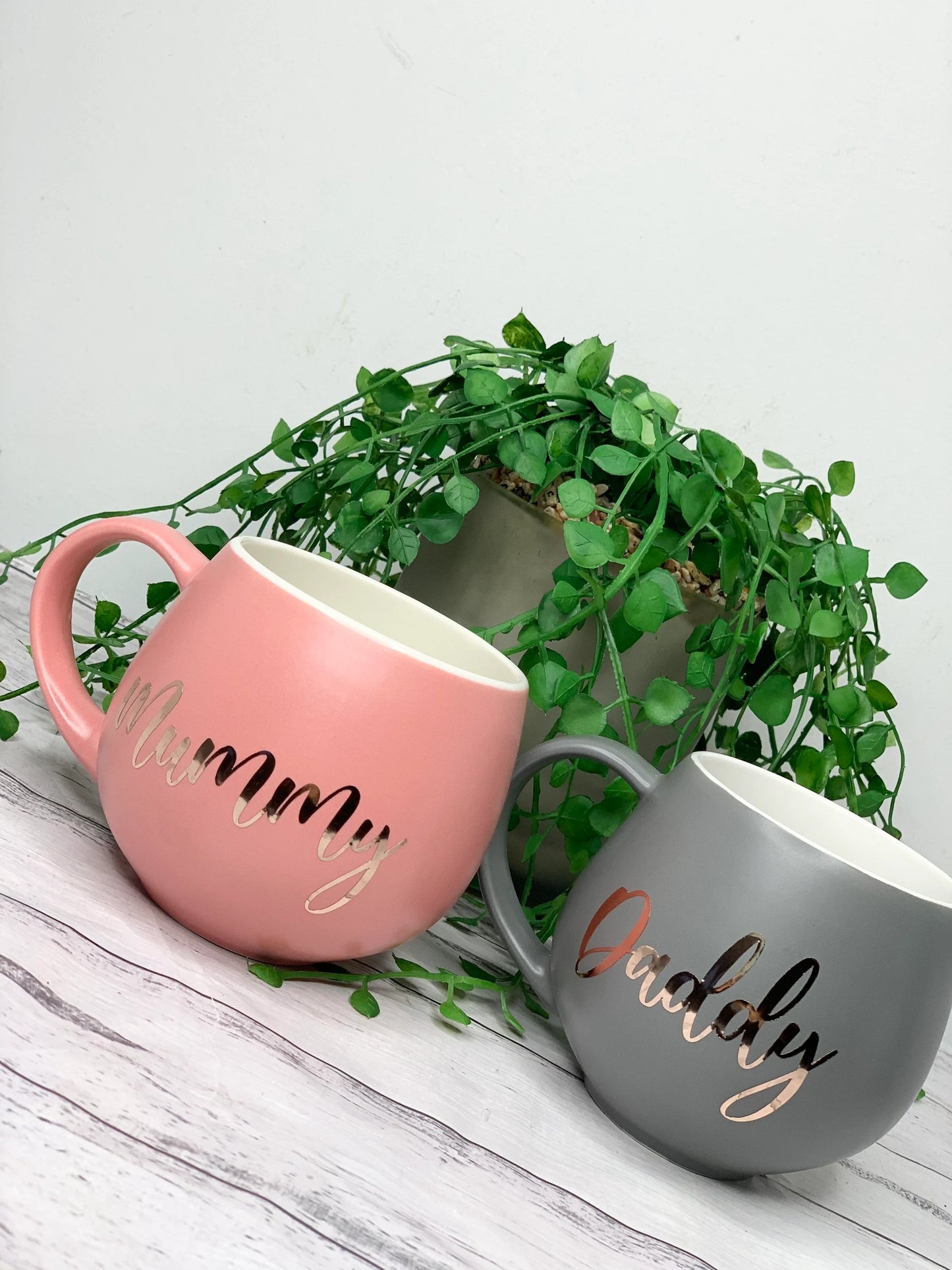 Mummy and Daddy Coral and Charcoal Hug mug set 450ml