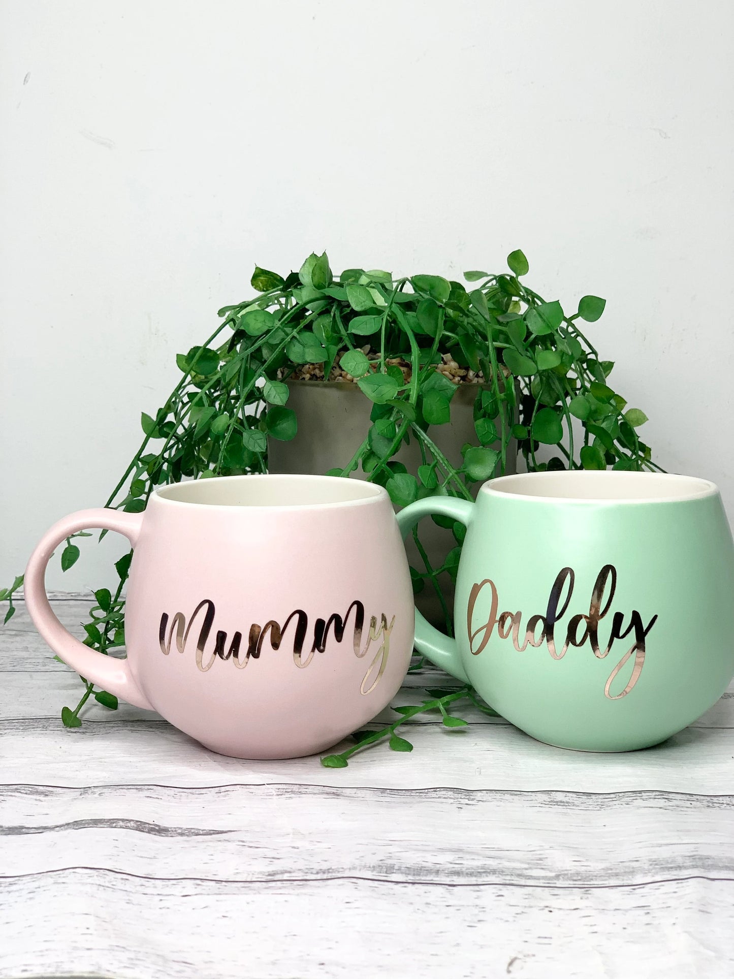 Mummy and Daddy Pink and Lime couple hug mug set  450ml