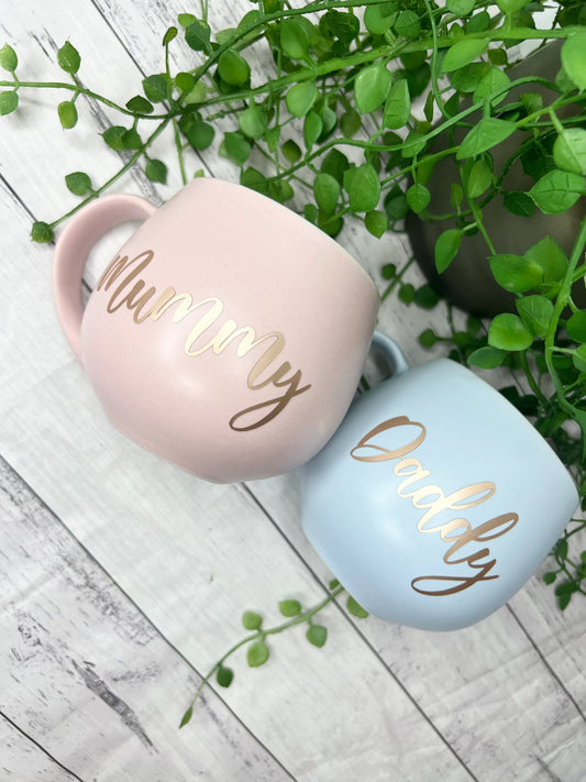 Mummy and Daddy Pink and Blue with Rose gold matte writing  Hug mugs set 450ml