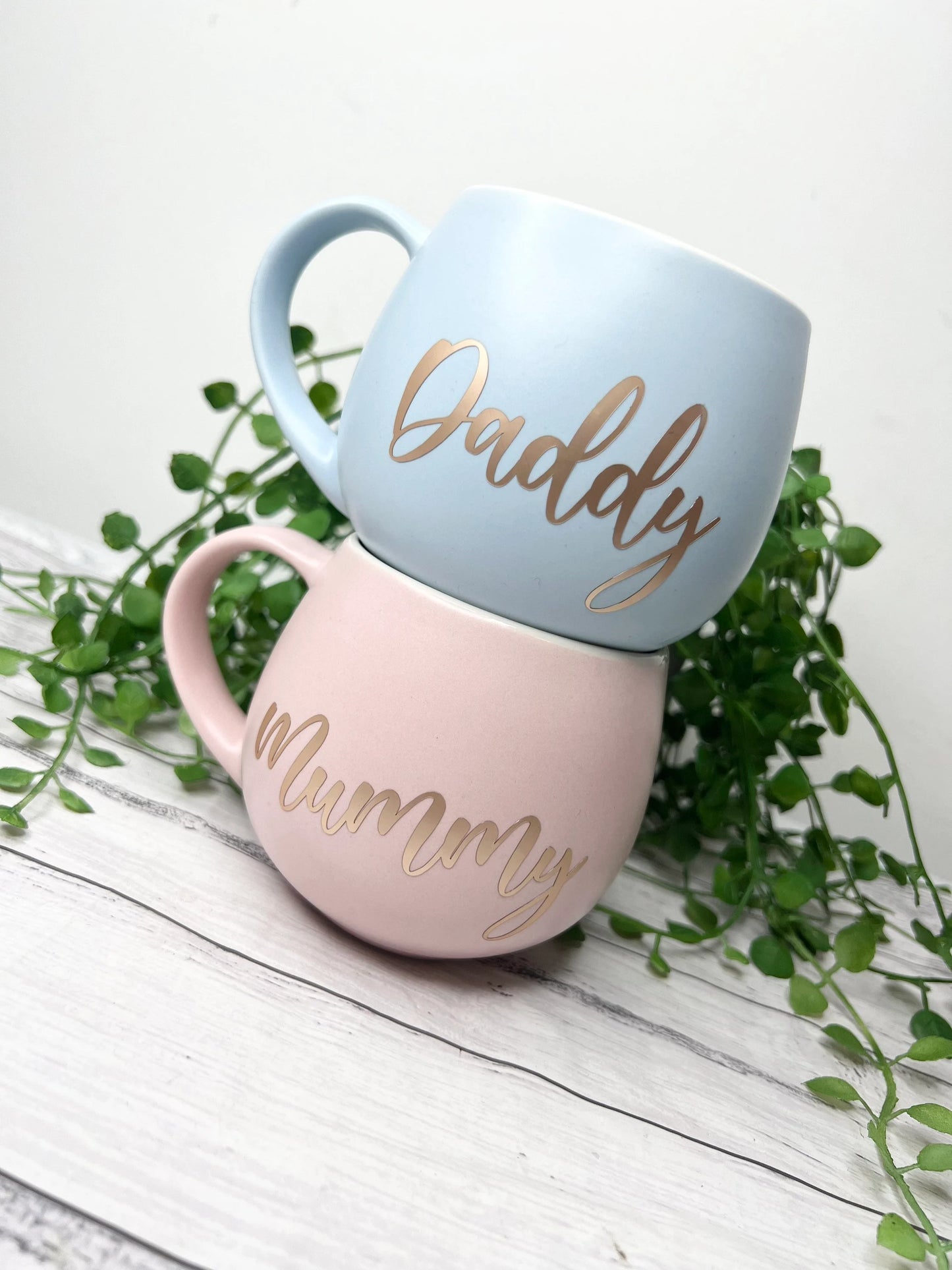 Mummy and Daddy Pink and Blue with Rose gold matte writing  Hug mugs set 450ml