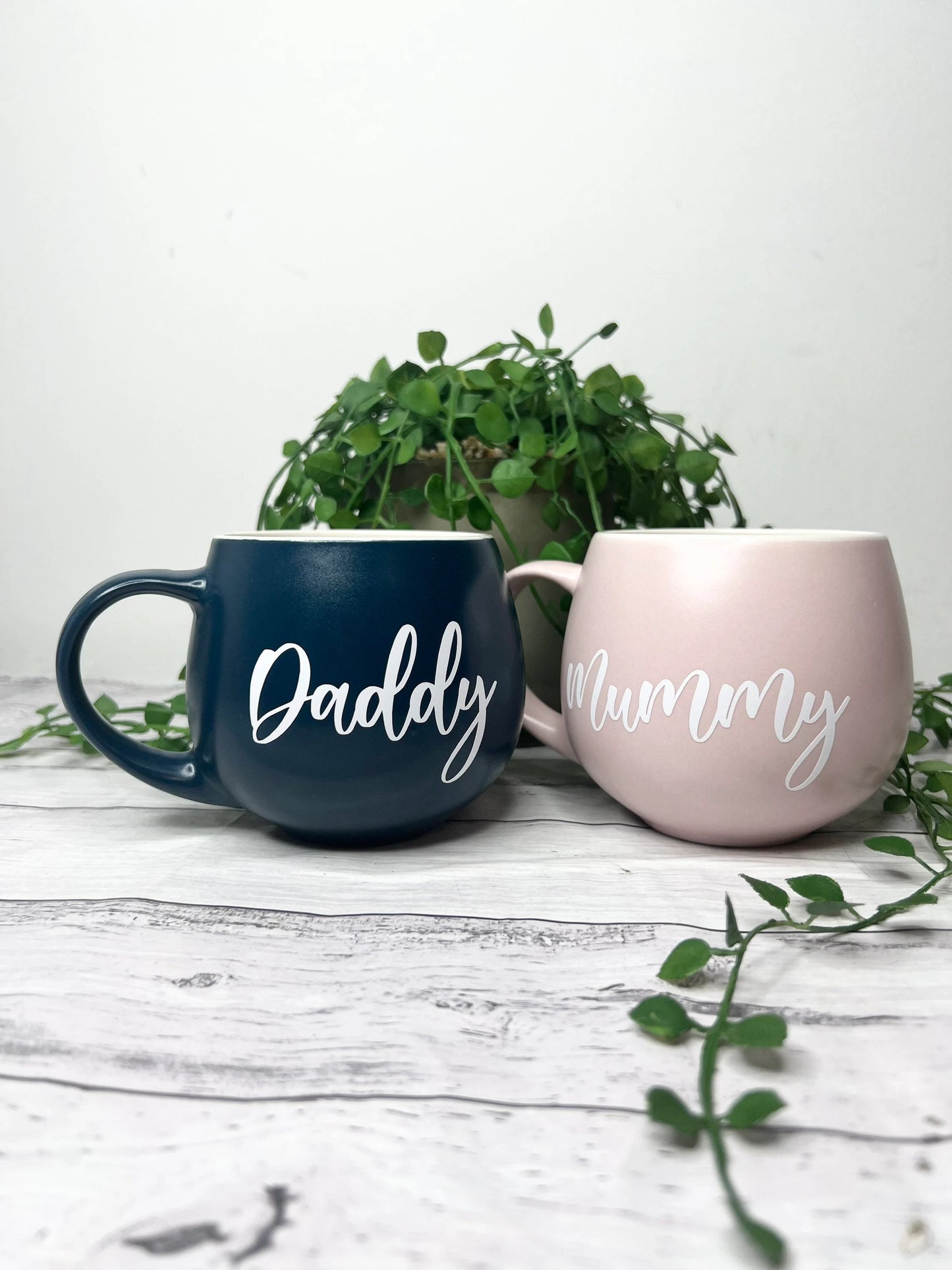 Mummy and Daddy teal and pink Hug mugs  set 450ml