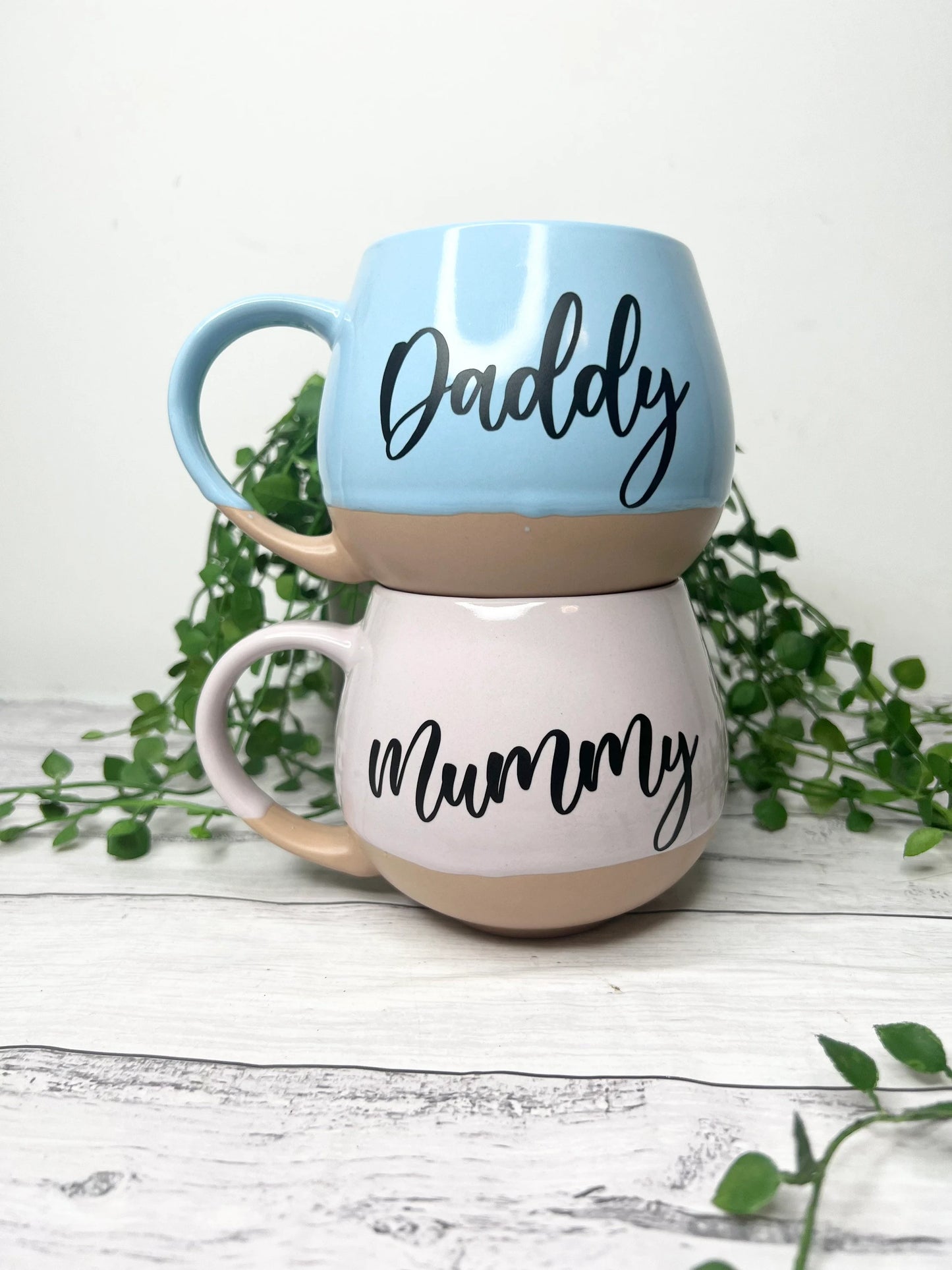Mummy and Daddy Pink and cream and blue and cream Hug mugs set 450ml