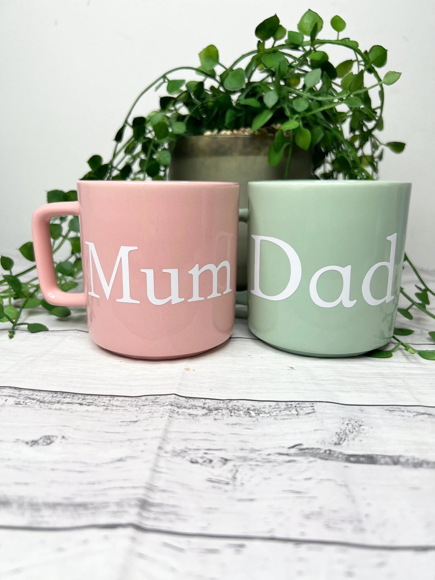 Mum and Dad Green and Pink Mugs With white writing Mug set 320ml
